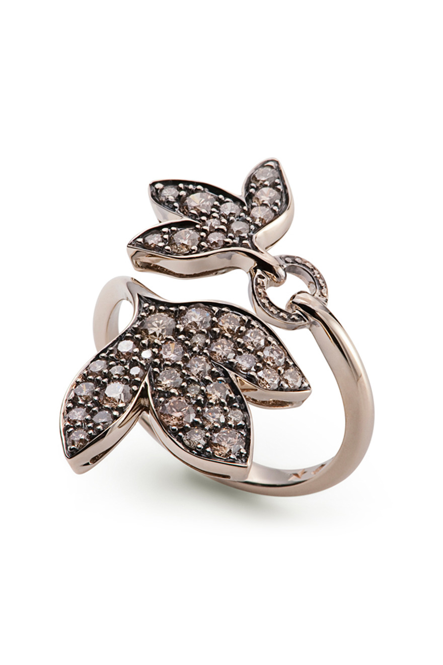 Noble Gold Diamond Hera Leaf Ring