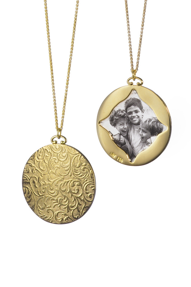 Gold Vine Picture Pendant