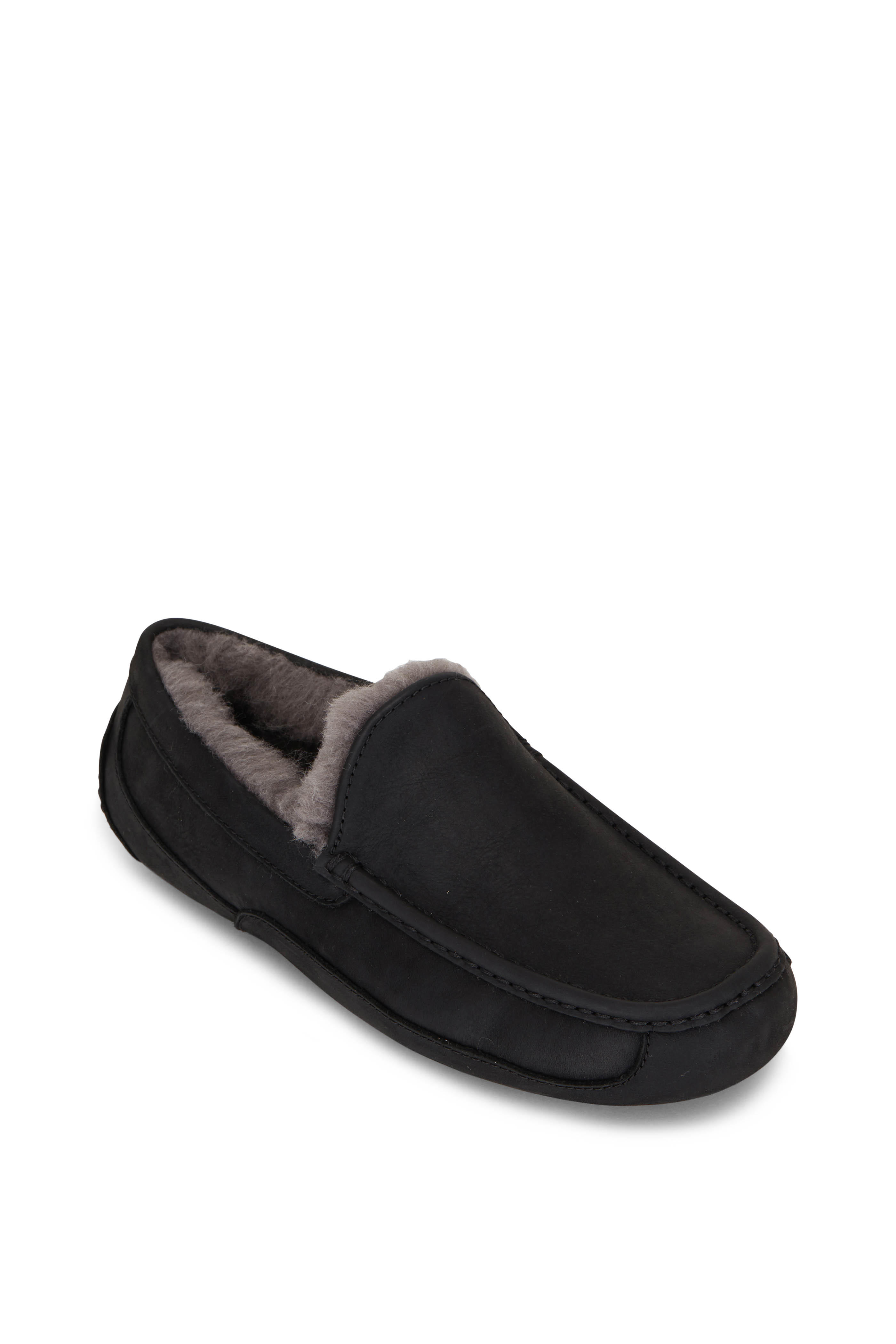 ugg ascot black