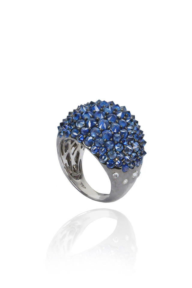 18K White Gold Blue Sapphire & Diamond Ring