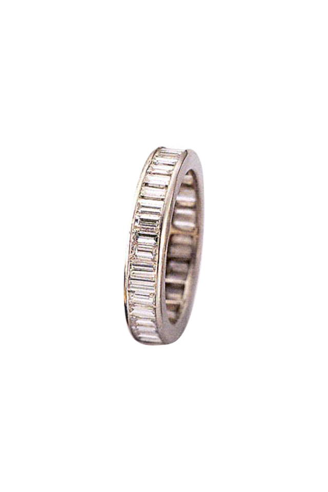 Cross Set Baguette Diamond Guard Ring