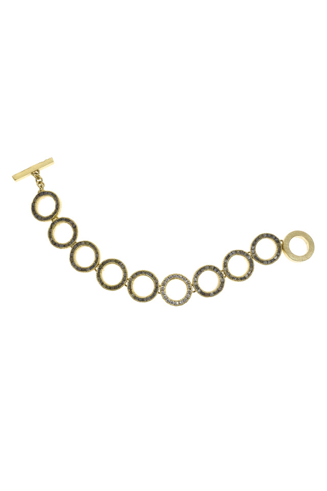 Circle Frame Gold Bracelet