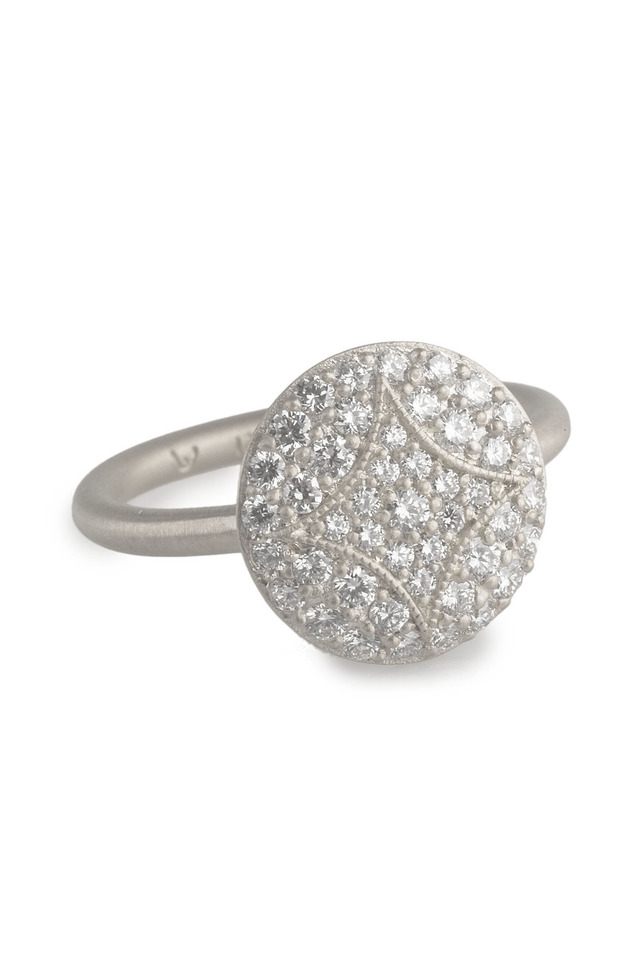 Aladdin White Gold Pavé Diamond Ring