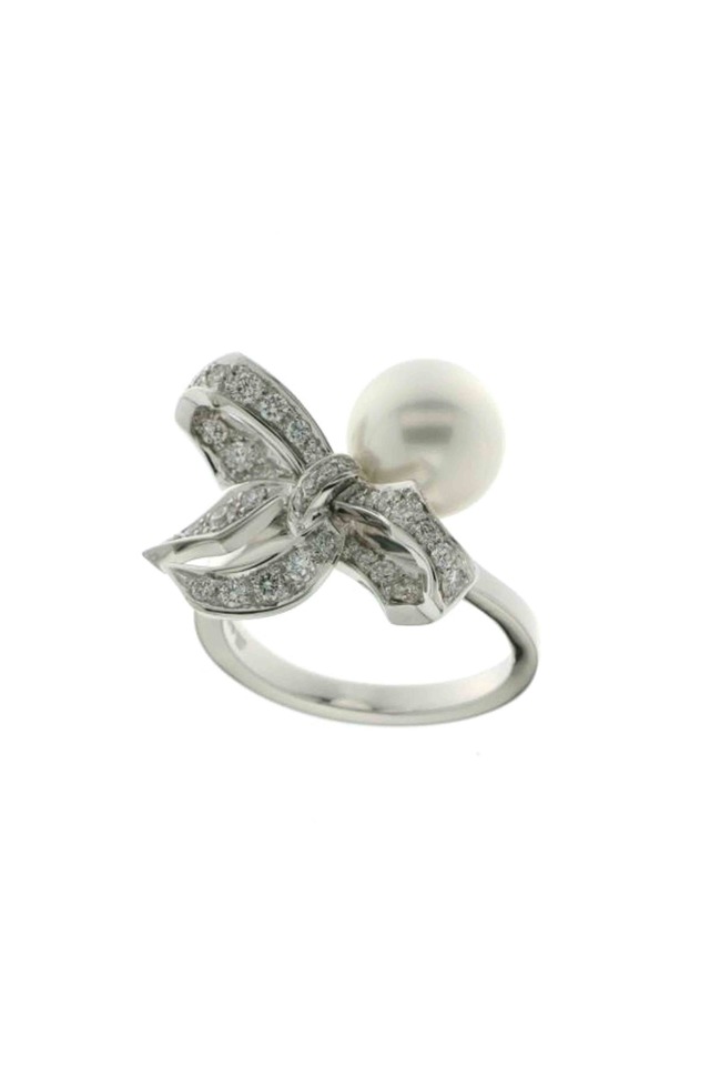 White South Sea Pearl Diamond Ring