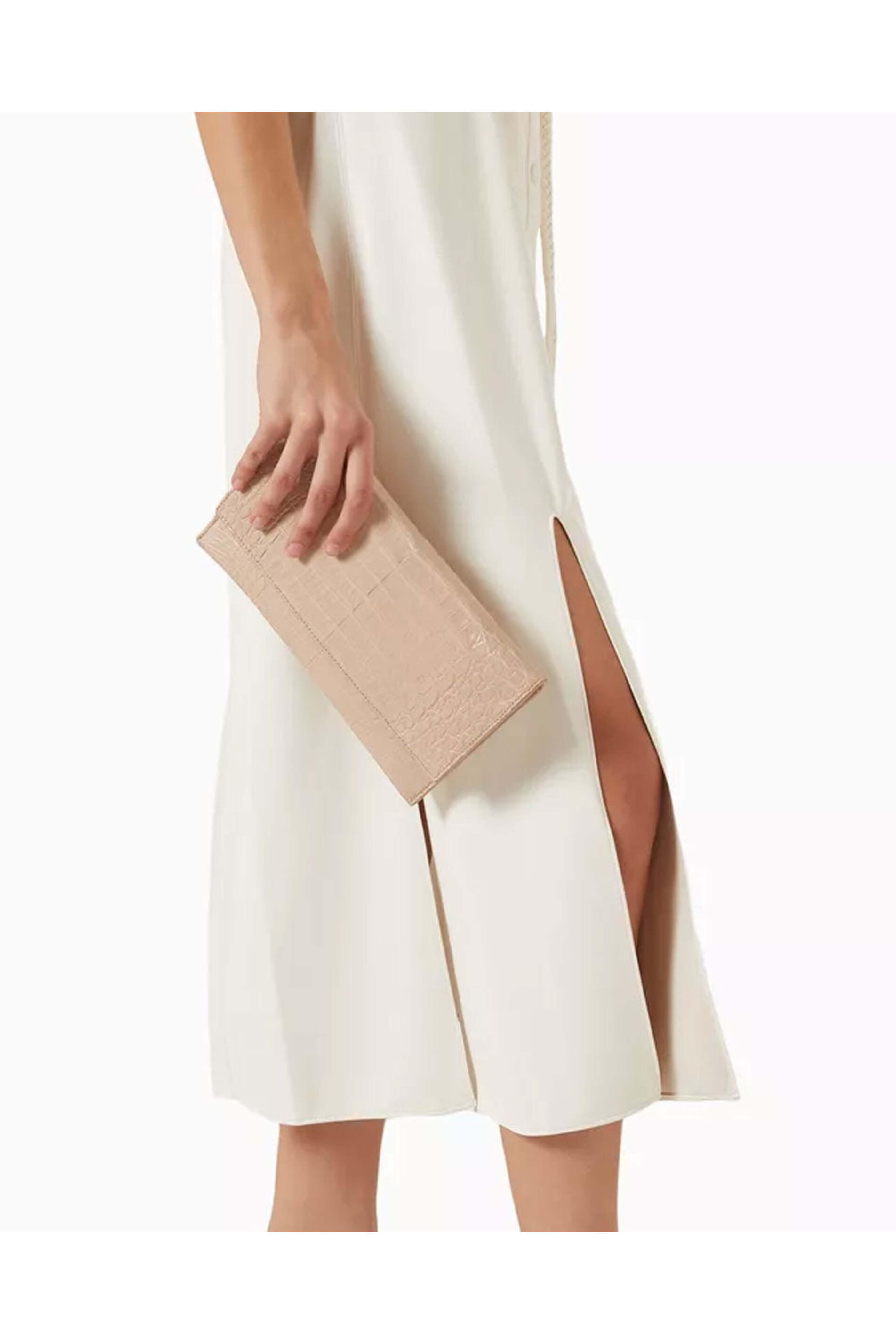 Maria Oliver - Sofia Clutch in New Beige
