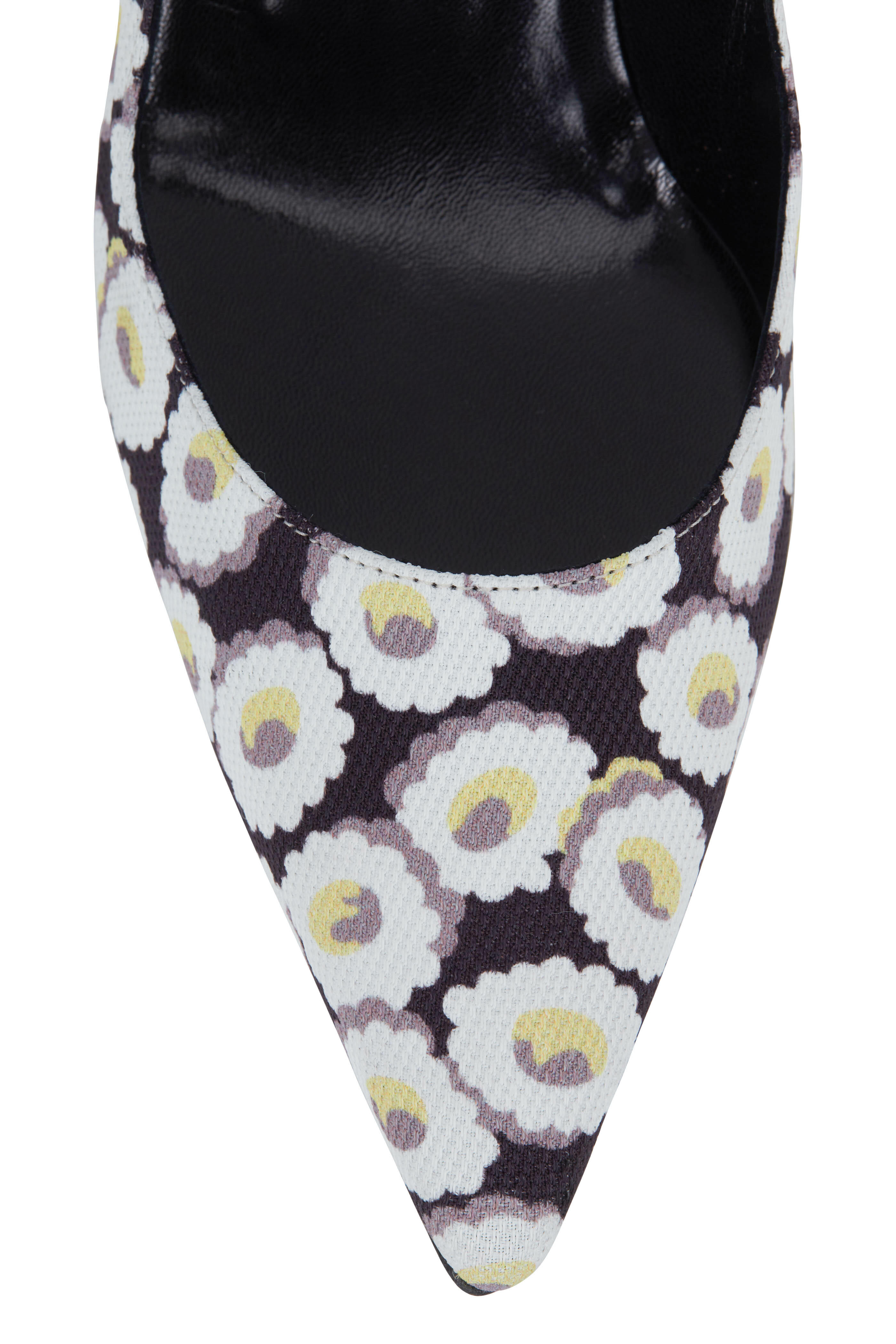 Manolo Blahnik - Lisa Black & White Floral Print Pump, 50mm