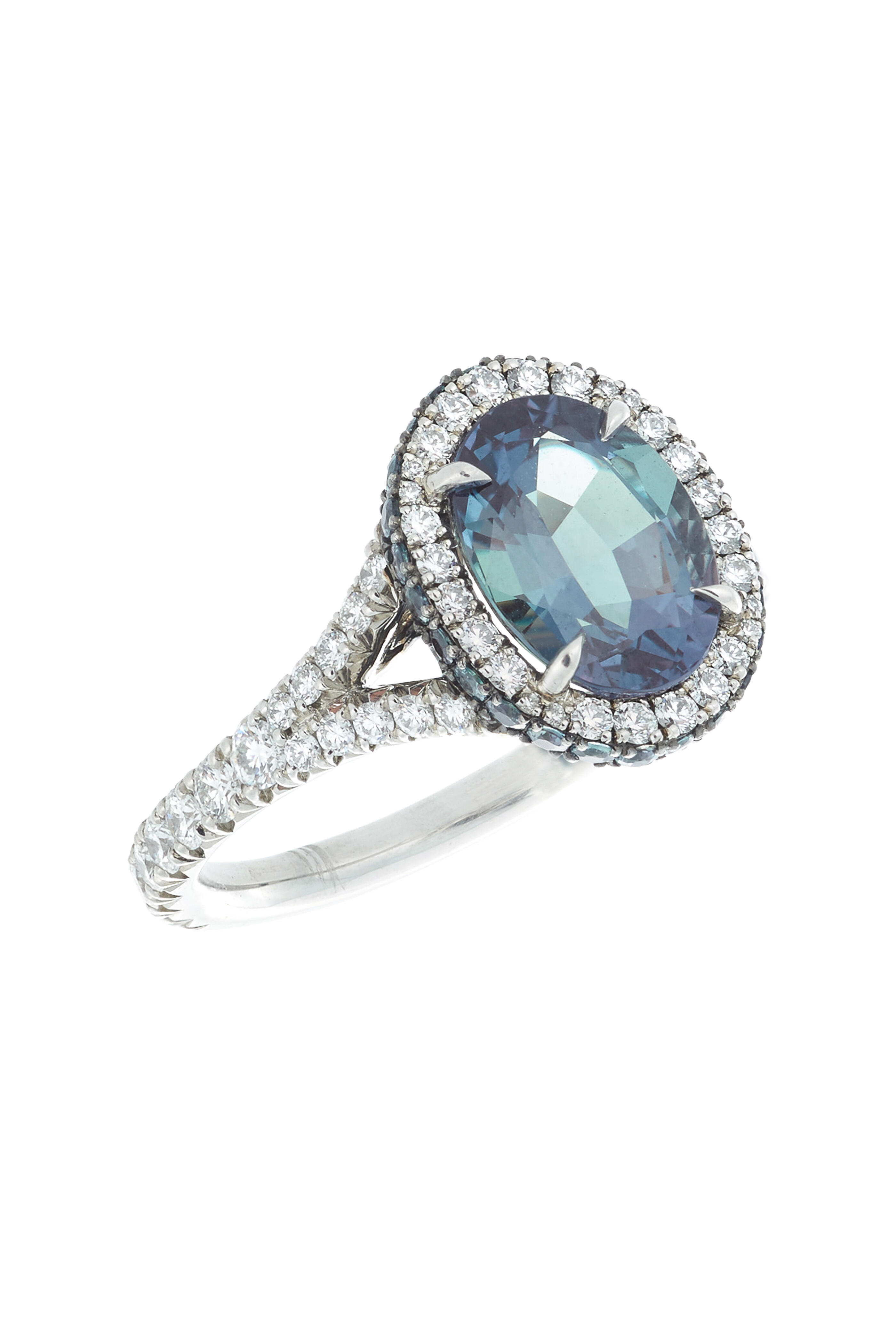 Omi Privé - 18K White Gold Emerald & Diamond Ring