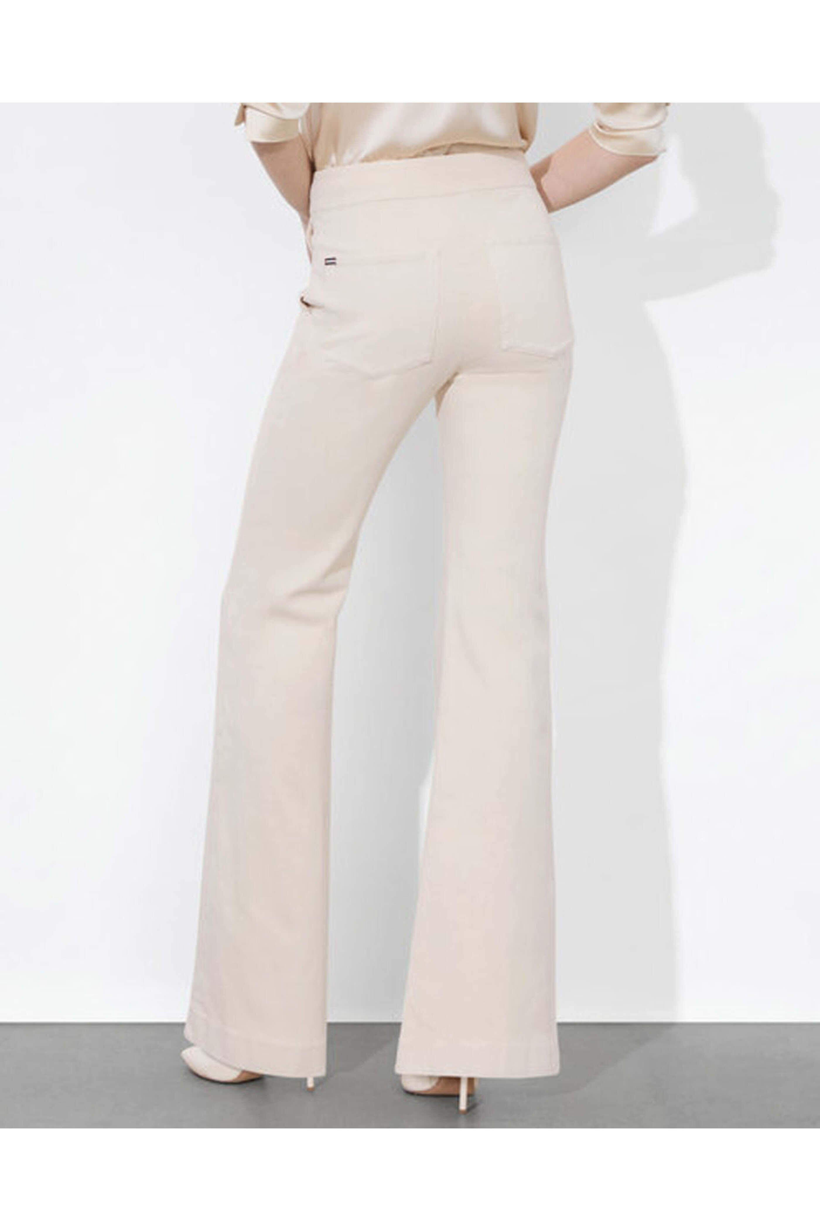 Alice & Olivia - The Trouser Jean in Chino