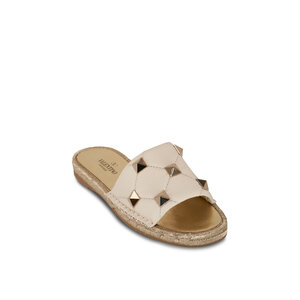 サンダル・ミュール [VALENTINO] FLAT ROMAN STUD CALFSKIN SLIDE SANDAL Flat Roman Stud Calfskin Slide Sandal for Woman in Light