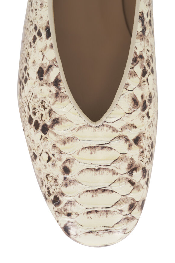 Le Monde Béryl Classic Regency Embossed Leather Flat - view 5