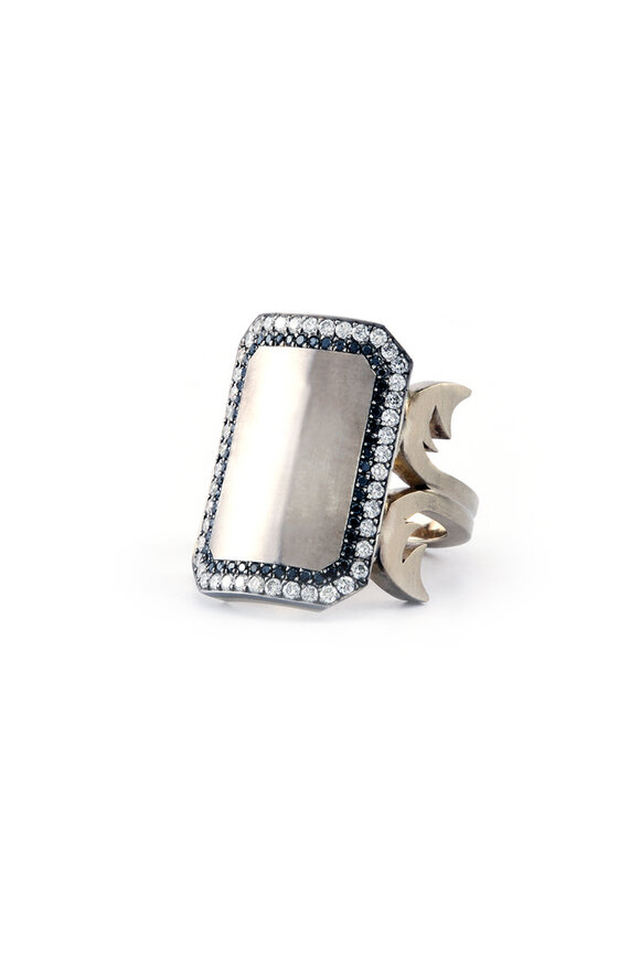 Sylva & Cie - White Gold Black & White Diamond Blank Signet Ring