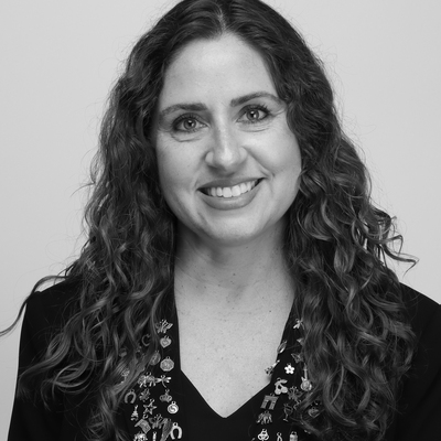 Headshot of Queli Podval