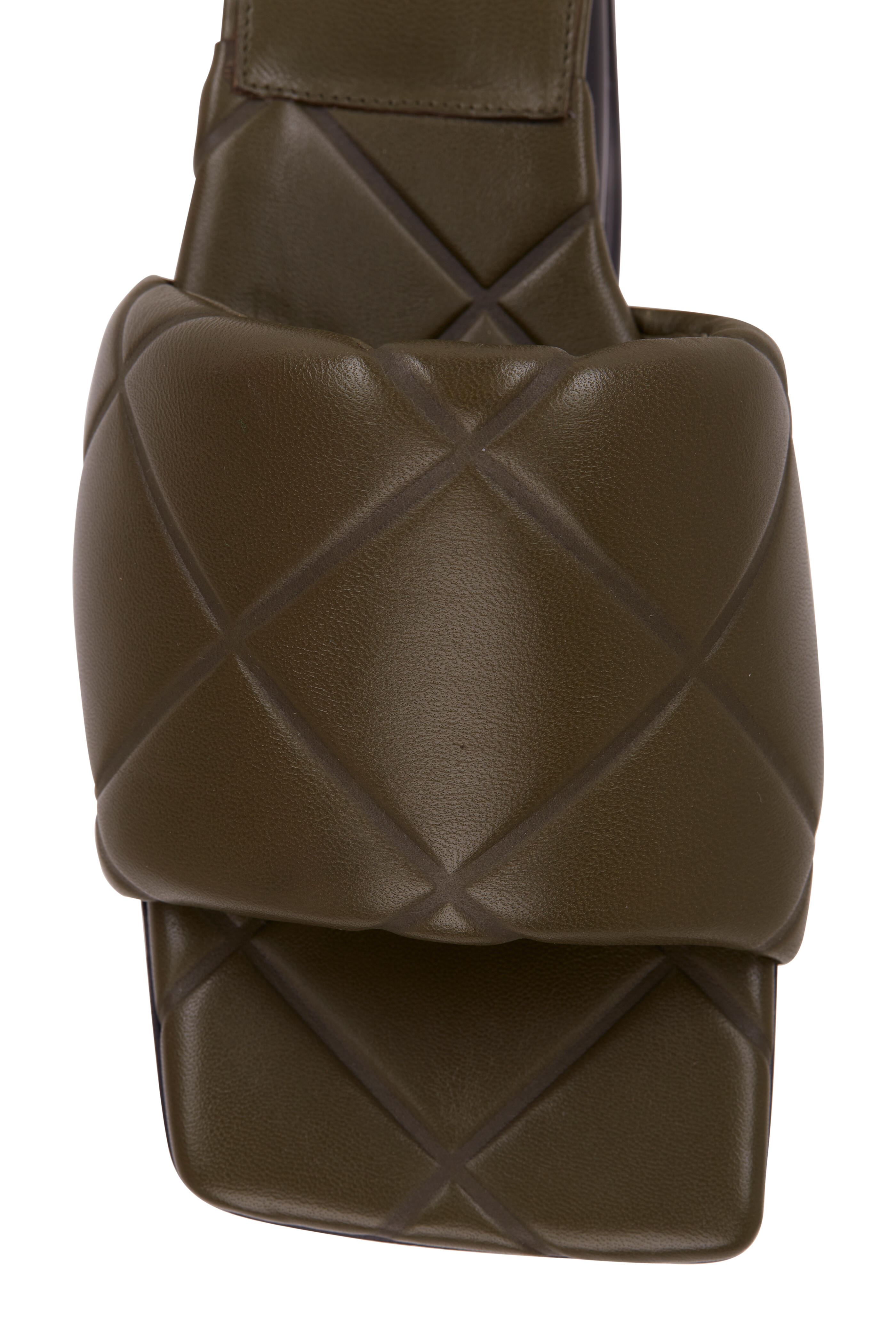 【BOTTEGA VENETA】Quilting Lido Mule Hill/関税+全国送料込み Bottega Veneta - Lido Dark Khaki Quilted Leather Flat Sandal
