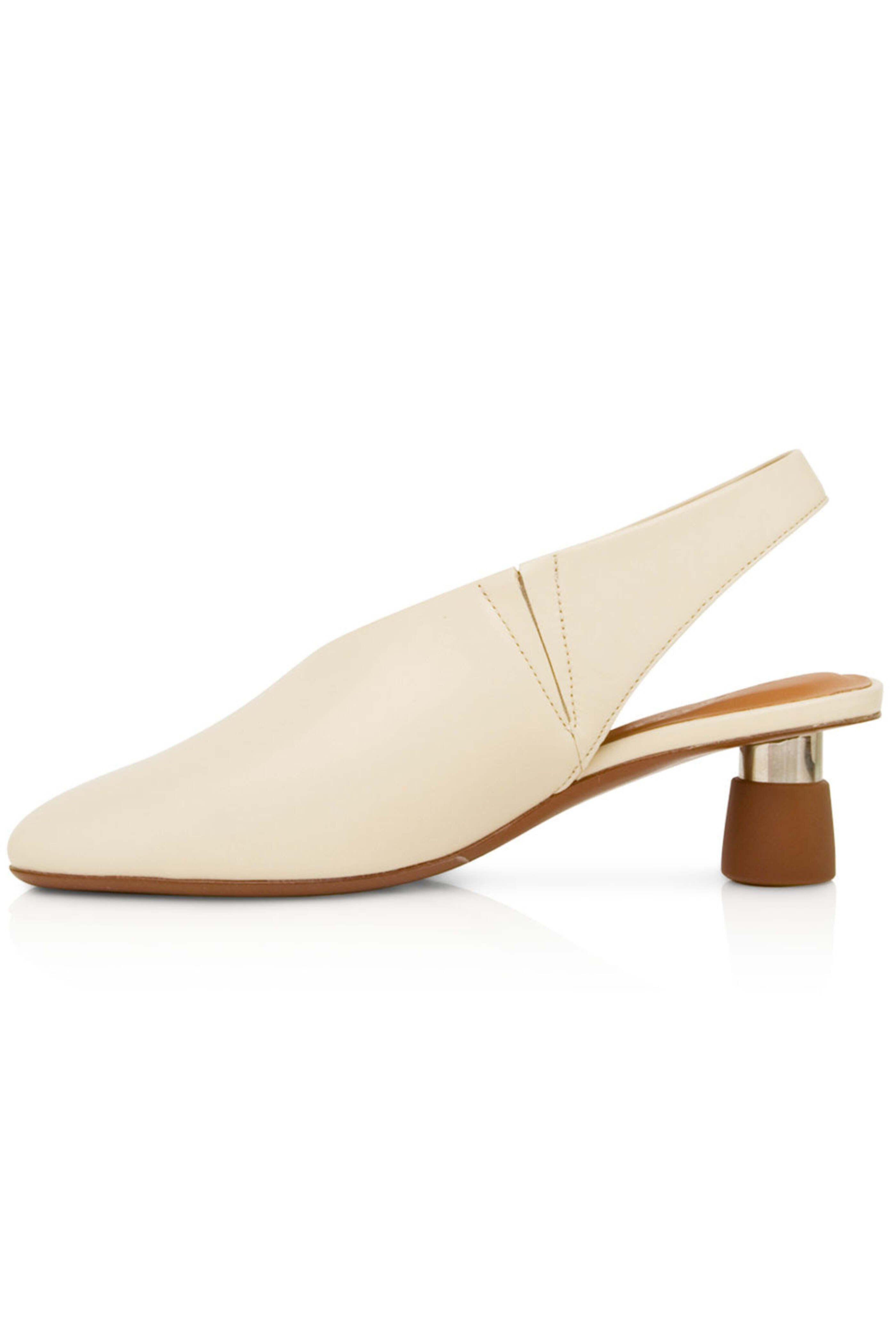 Robert Clergerie - Irem Pump in Beige