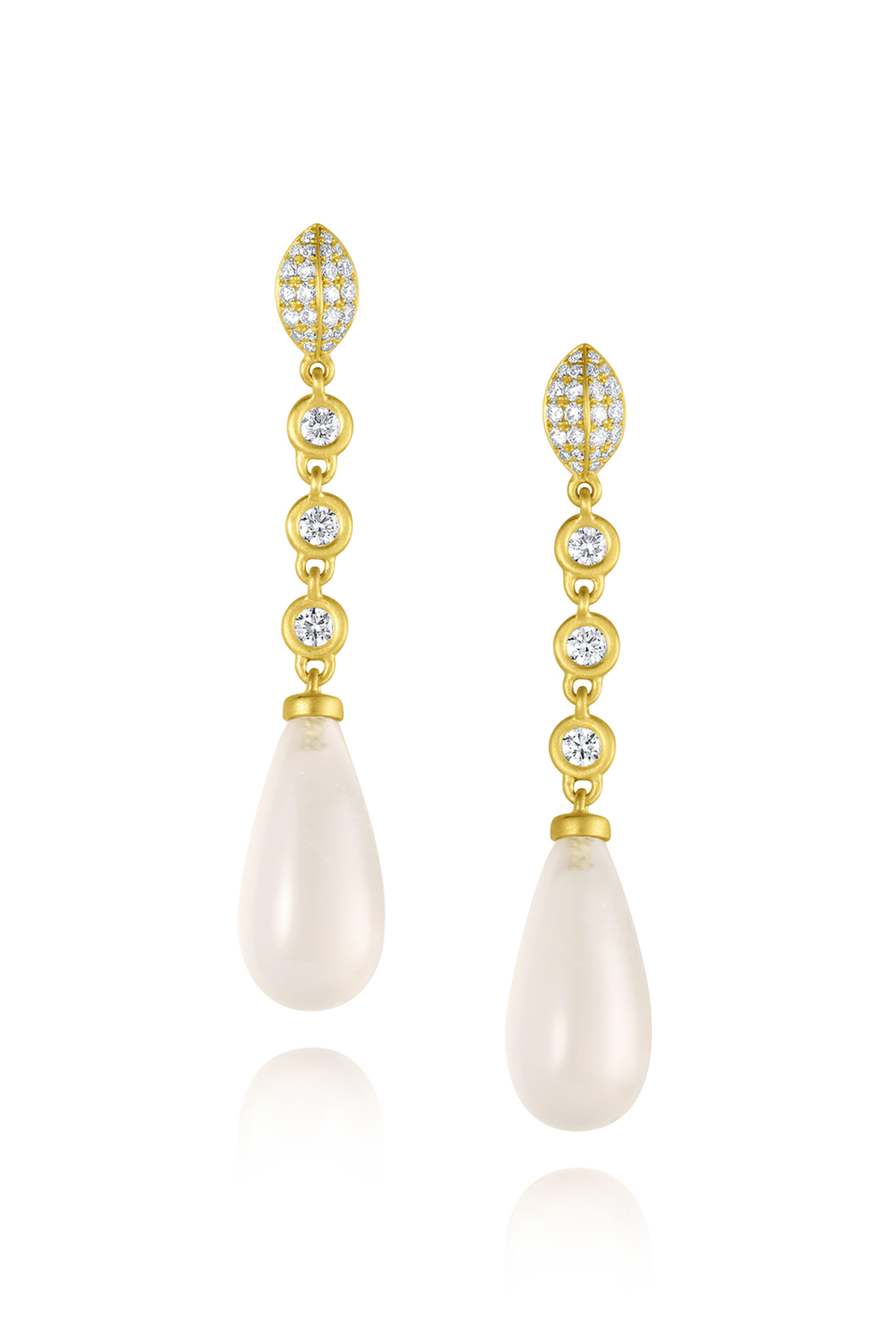Leigh Maxwell - 18k Yellow Gold Bezel Diamond & Moonstone Earring - view 1