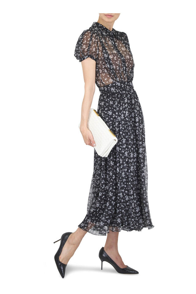 Designer outfit featuring BB Black Embossed Leather Pump, 70mm, The 70 Alabaster Intrecciato Leather Bag and 1 other piece