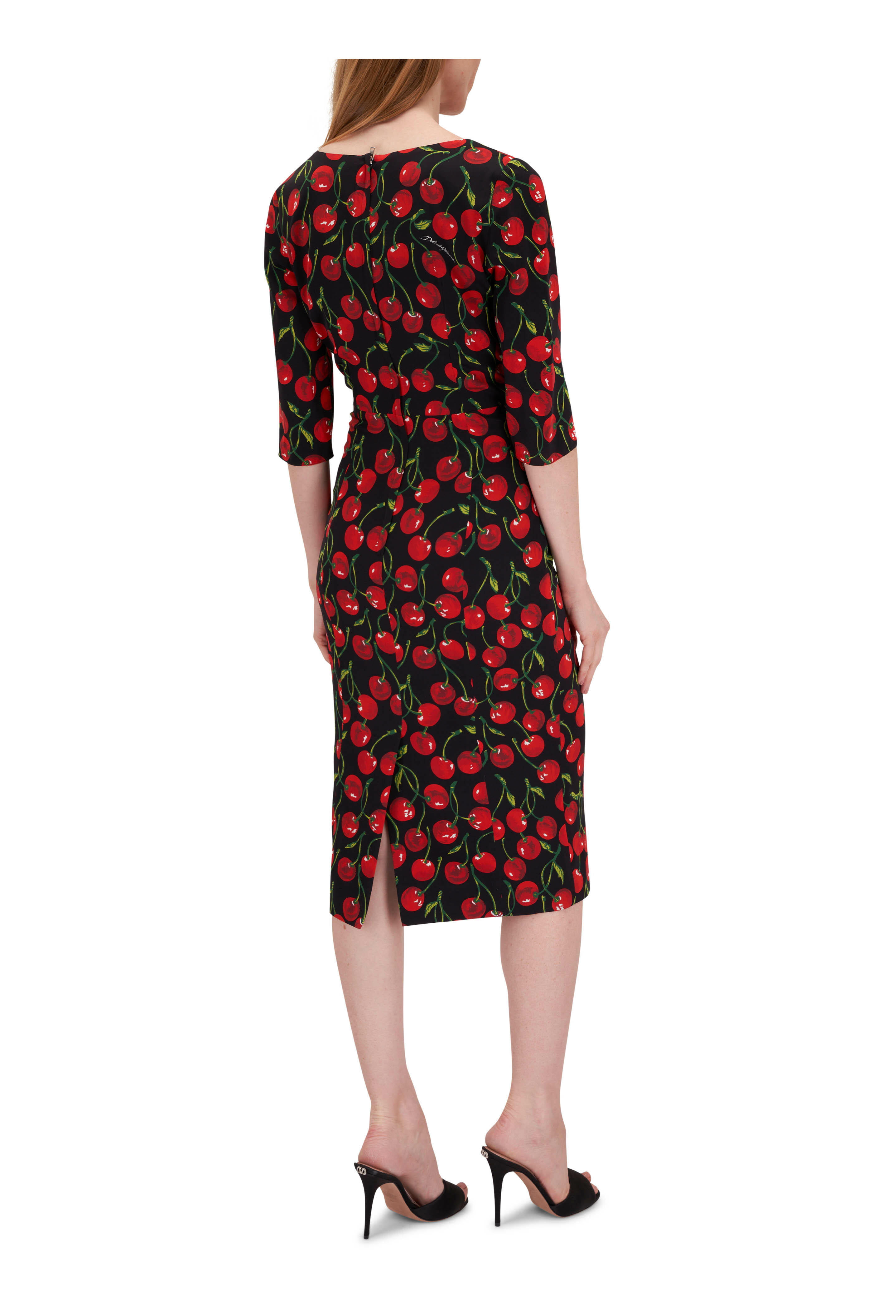 【送料&関税込】Dolce & Gabbana Silk Charmeuse Midi Dres Dolce & Gabbana Vegetable-Print Charmeuse Silk Midi Dress