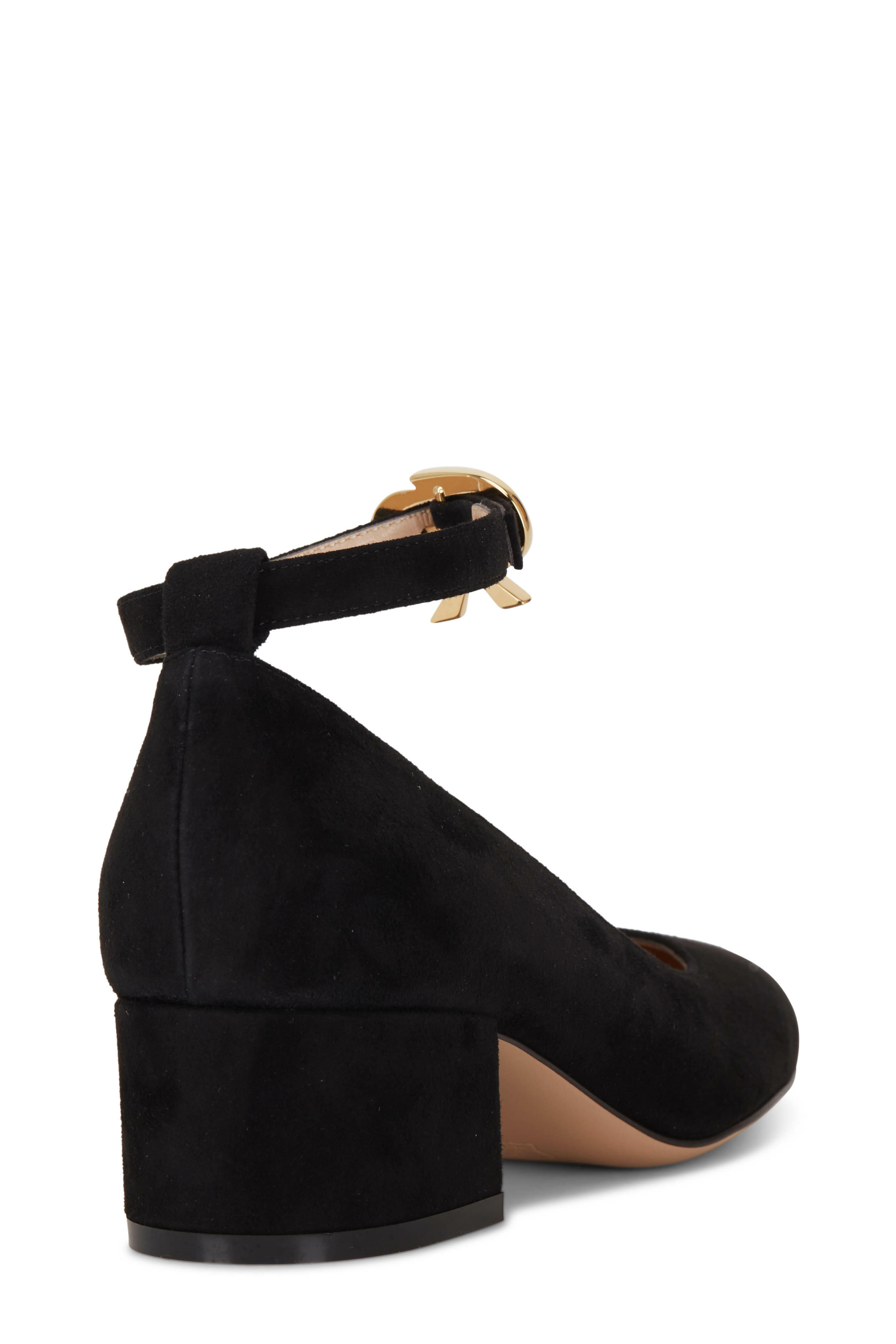 Gianvito Rossi - Black Suede Round Toe Pump