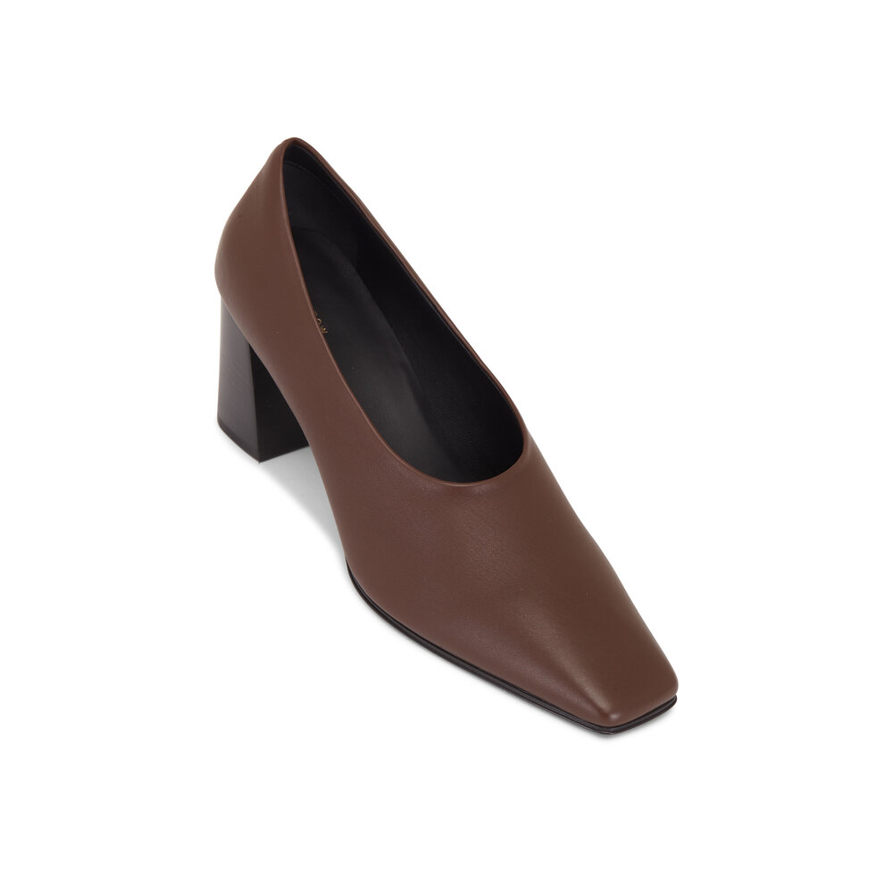 靴 THE ROW SQUARE TOE PUMP THE ROW Square Toe Flat Pump Leather Flats in Camel Size 37