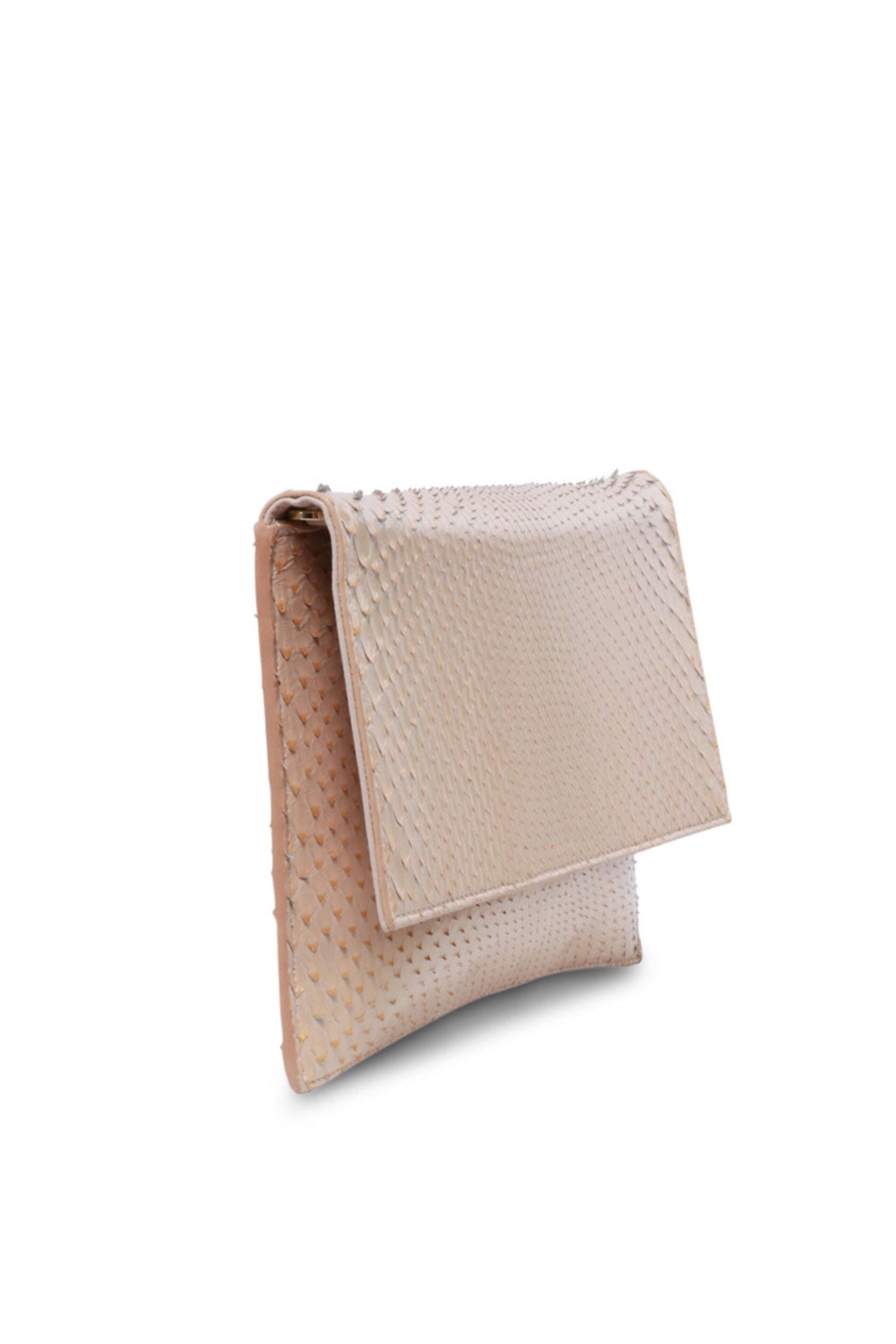 Maria Oliver - Sofia Python Soleil Clutch in Oro