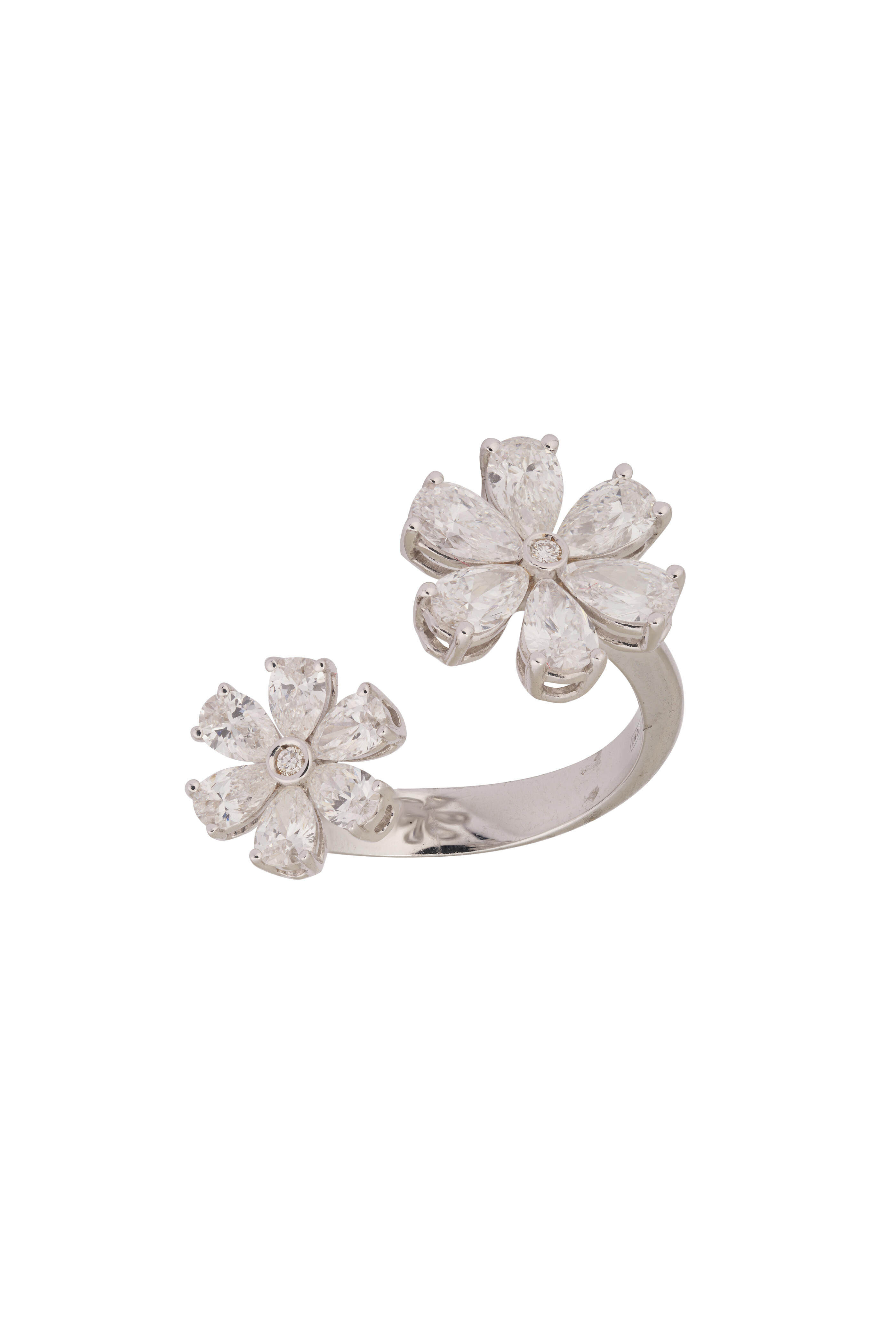 ZYDO - 18k White Gold Diamond Double Flower Ring
