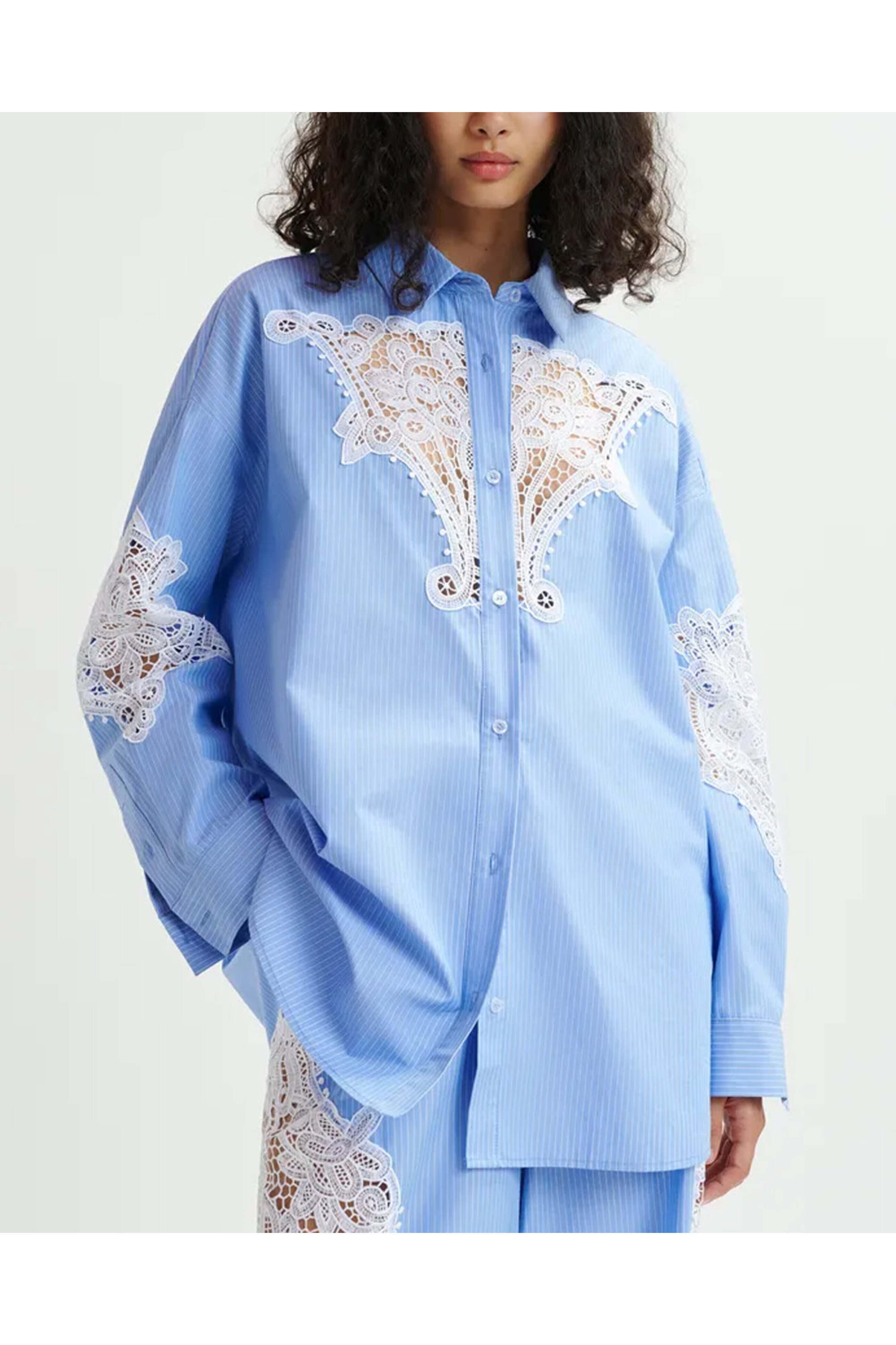 アパルトモン：AISH/BLOUSE ESSENTIEL ANTWERP Hiskey Embroidered Shirt in Burnt Coral