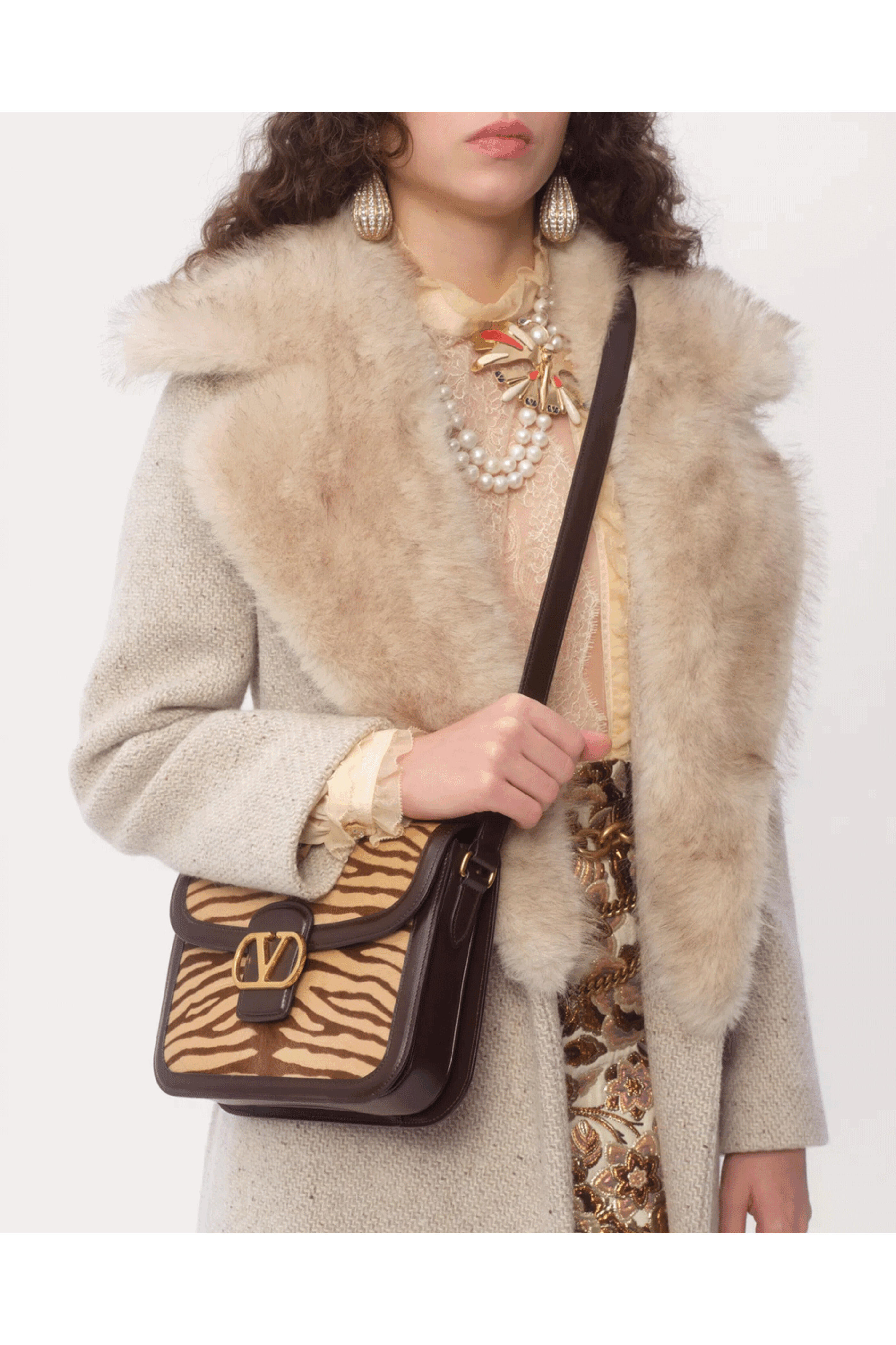 Valentino Garavani - 9TO5 Tiger Shoulder Bag in Brown
