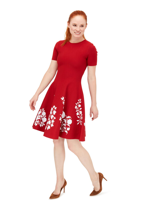 Oscar de la Renta - Cranberry Knit Floral Hem Short Sleeve Dress