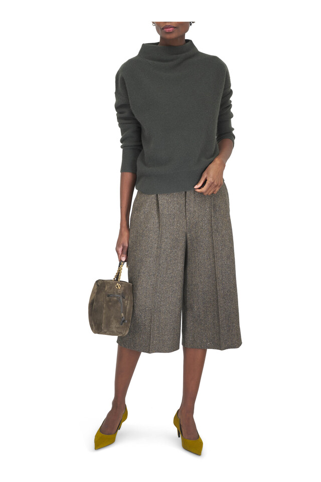 Designer outfit featuring Jamie Light Musk Suede Chain Shoulder Bag, Valerie Golden Olive Pump, 55mm and 1 other piece