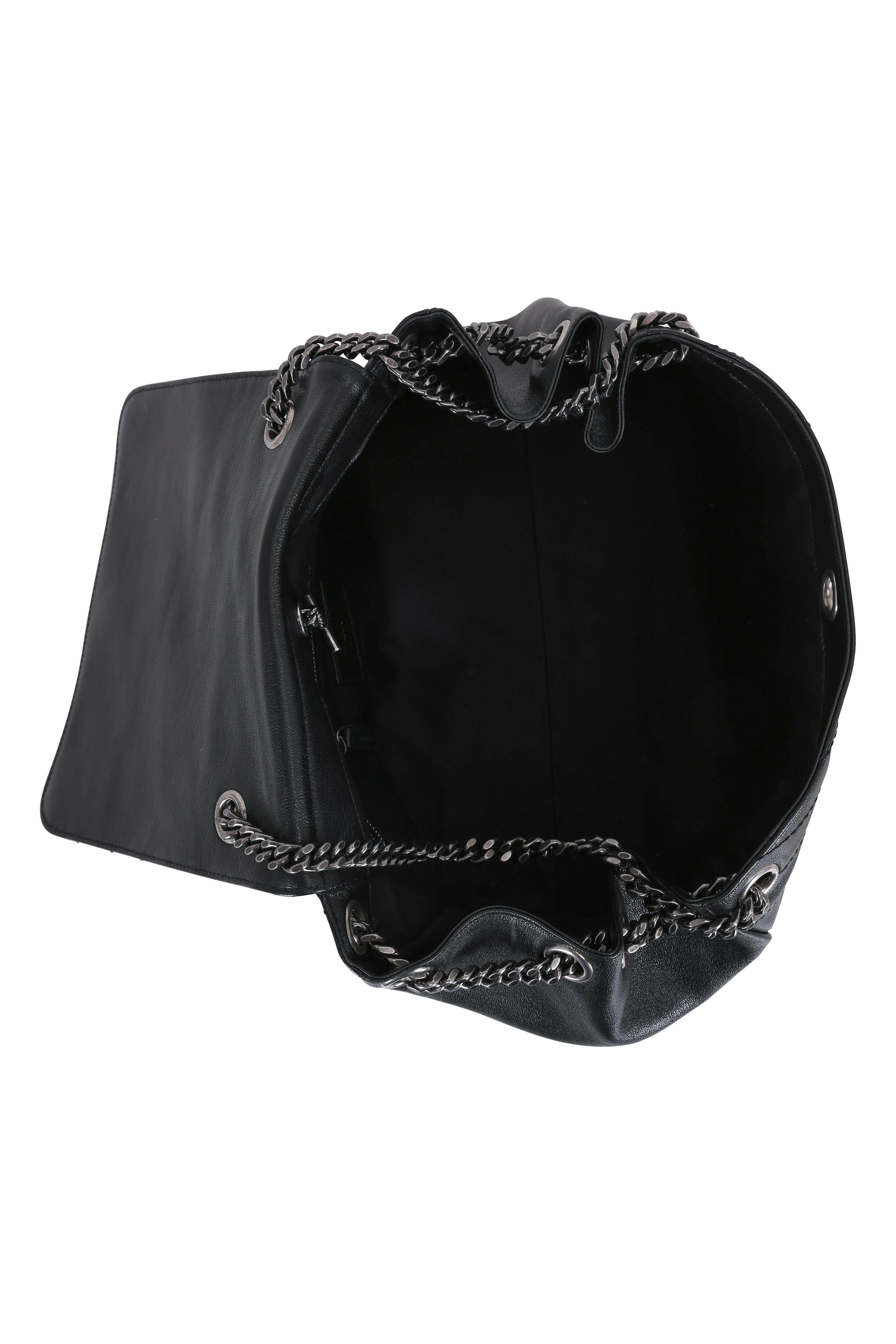 Medium Dior Toujours Bag Black Macrocannage Calfskin, DIOR in 2023