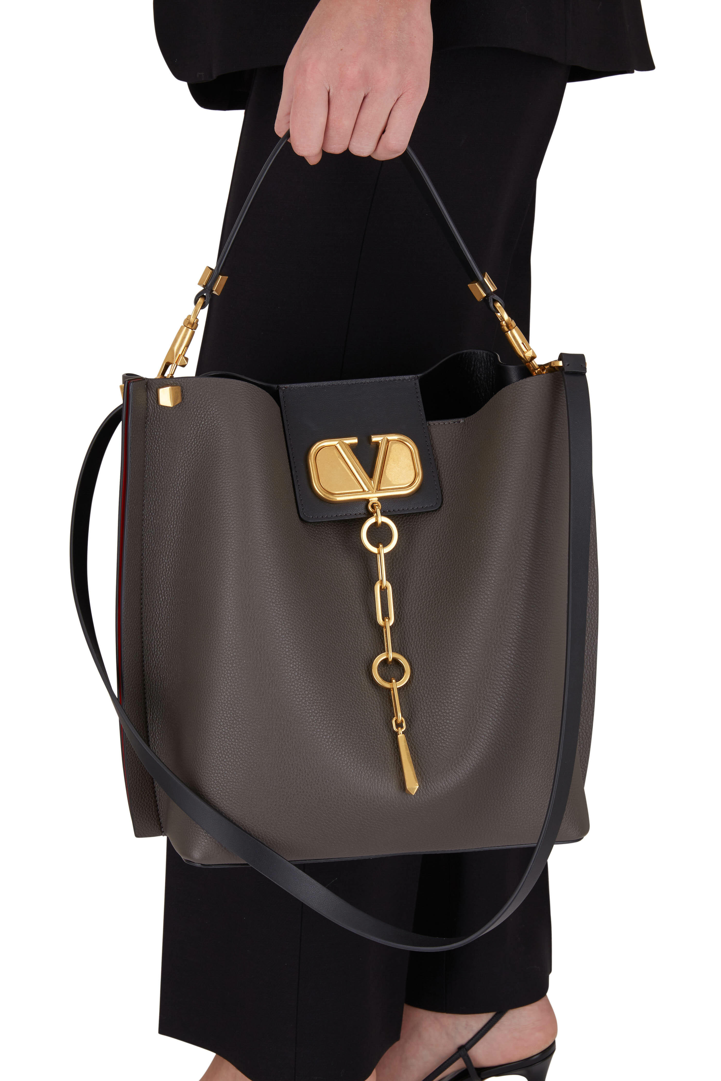 Valentino Garavani - V-Logo Dark Gray Grained Leather Medium Valentino Garavani - V-Logo Dark Gray Grained Leather Medium