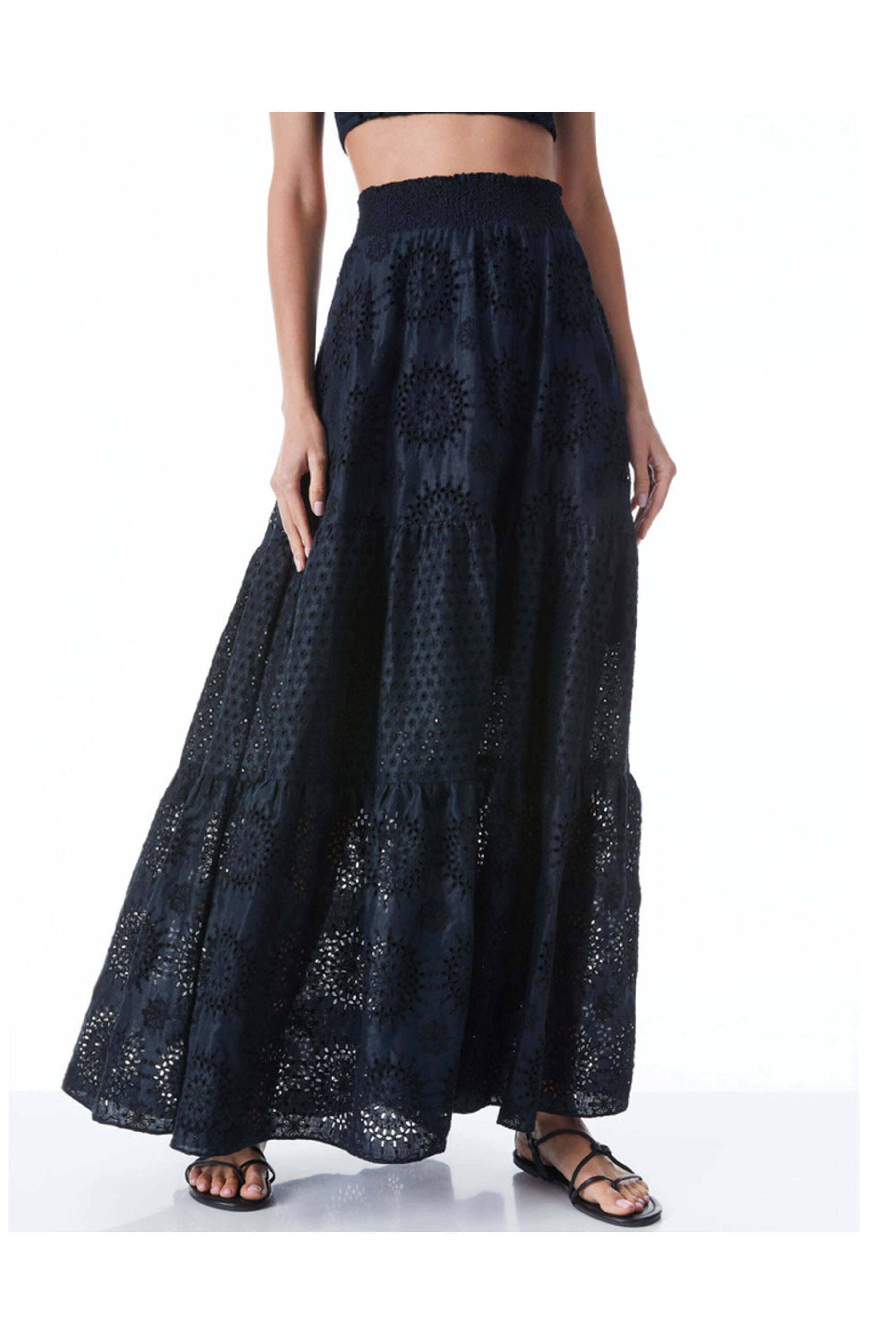Alice+Olivia■Reise■ティアードアイレットマキシスカート Reise Embroidered Tiered Maxi Skirt In Black | Alice + Olivia