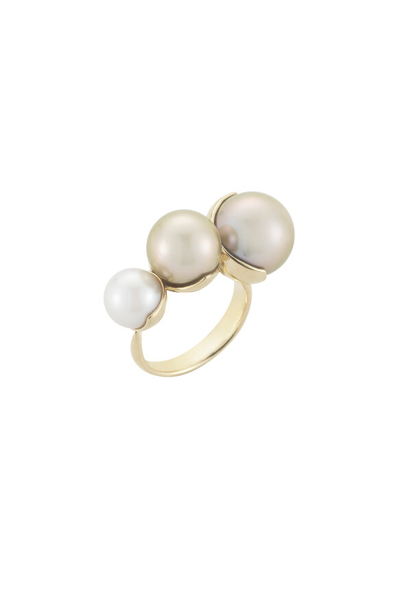 Mizuki - 14K Gold Three Pearl Graduated Ring | Mitchell Stores