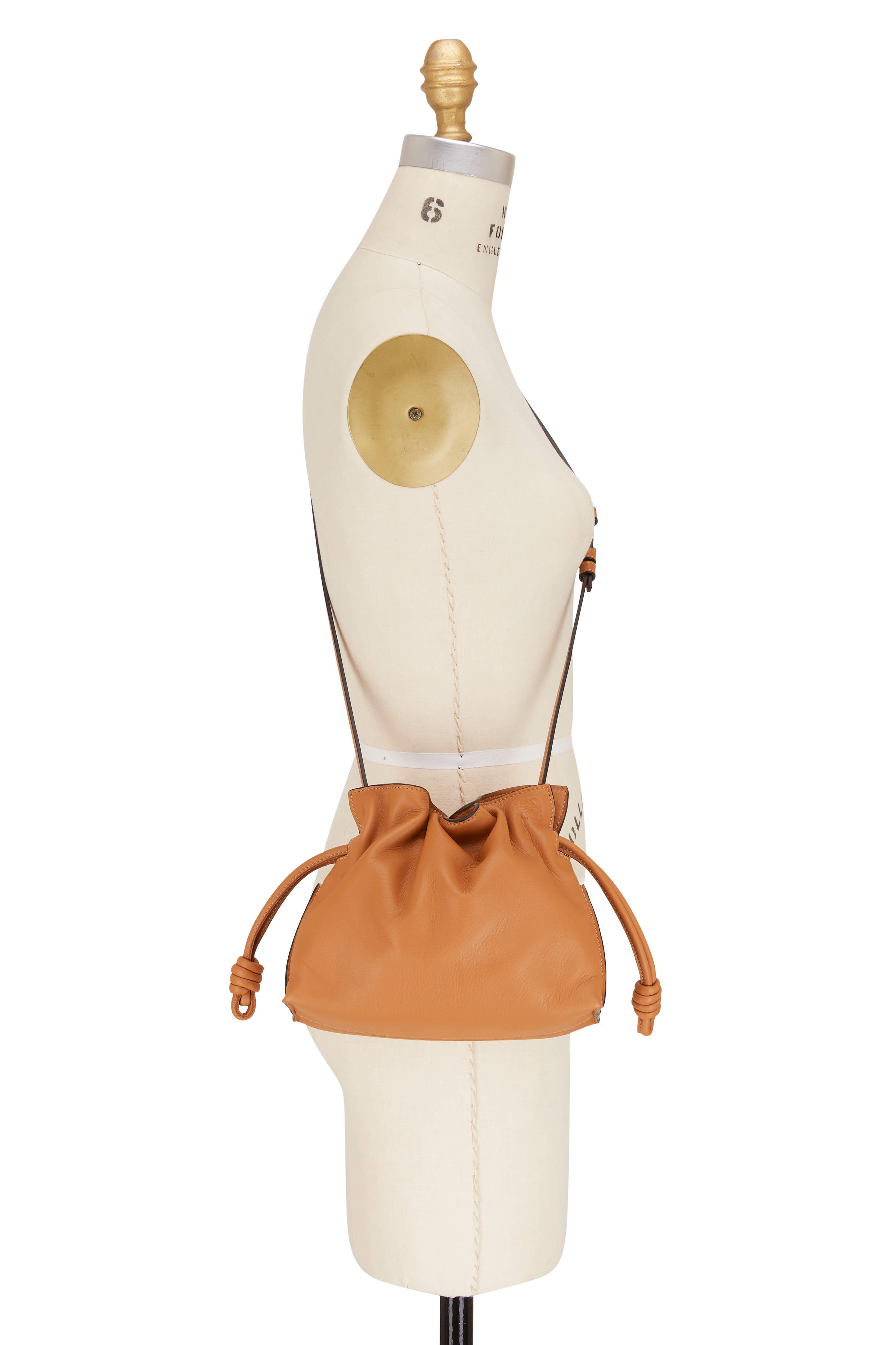 【LOEWE】Flamenco Mini ClutchーChocolate Flamenco Mini leather clutch in brown - Loewe | Mytheresa