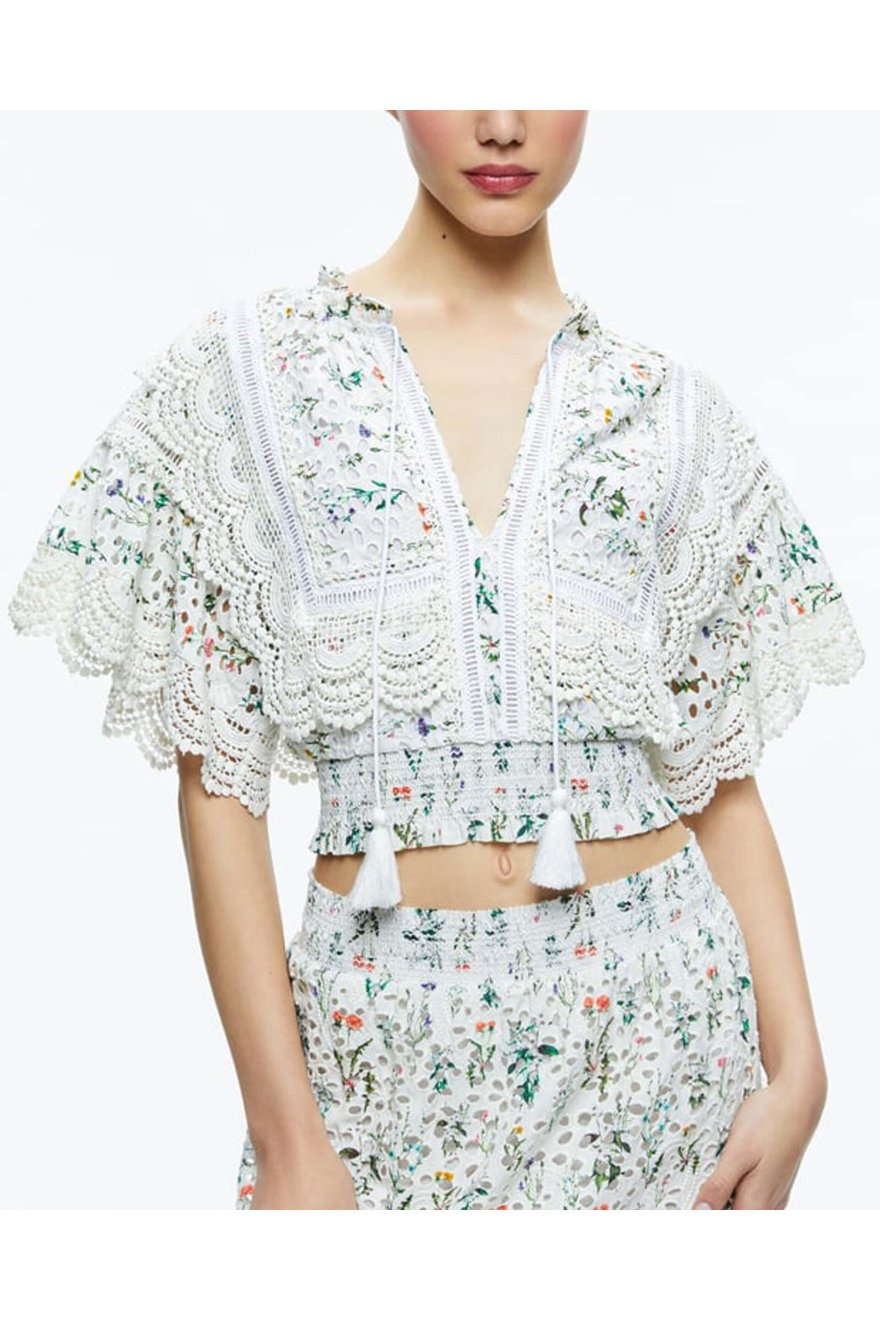 Alice & Olivia - Georgia Floral Lace Tabitha Crop Blouse
