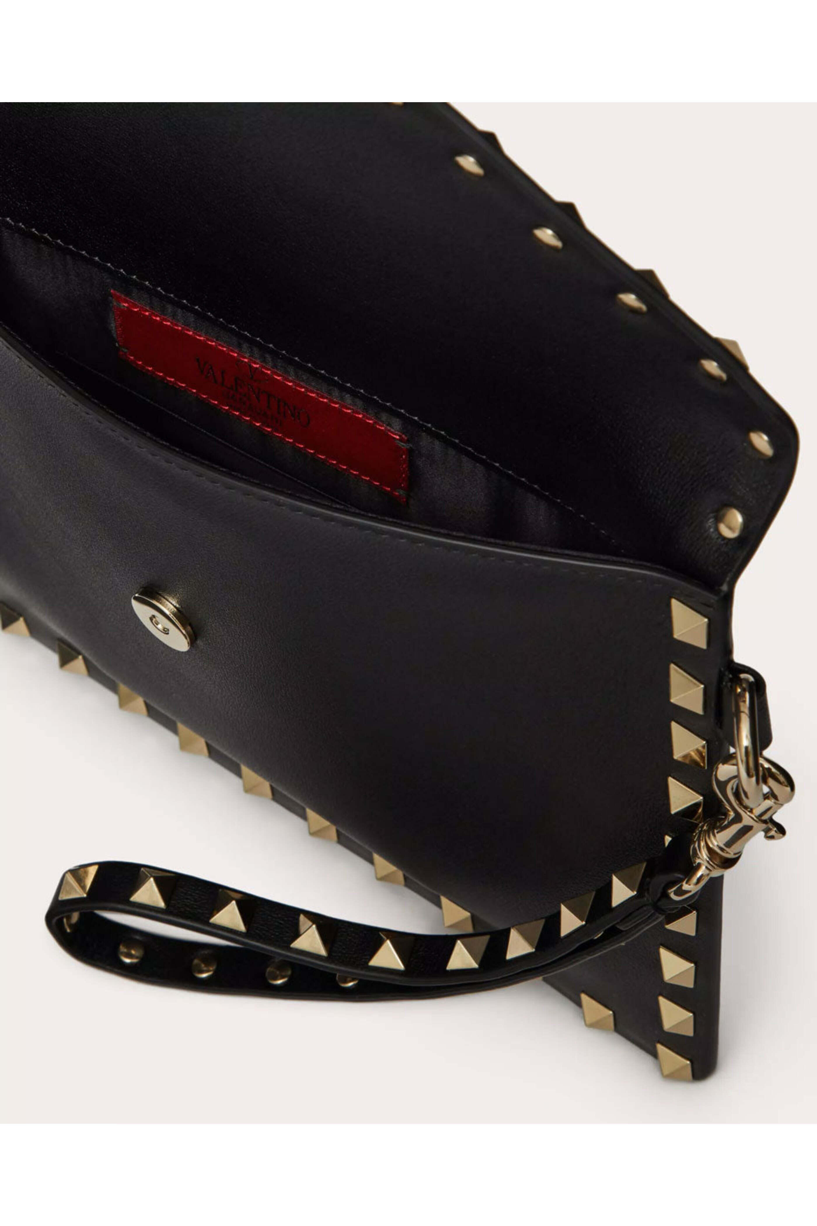Valentino Garavani - Medium Rockstud Leather Pouch with Strap in Nero