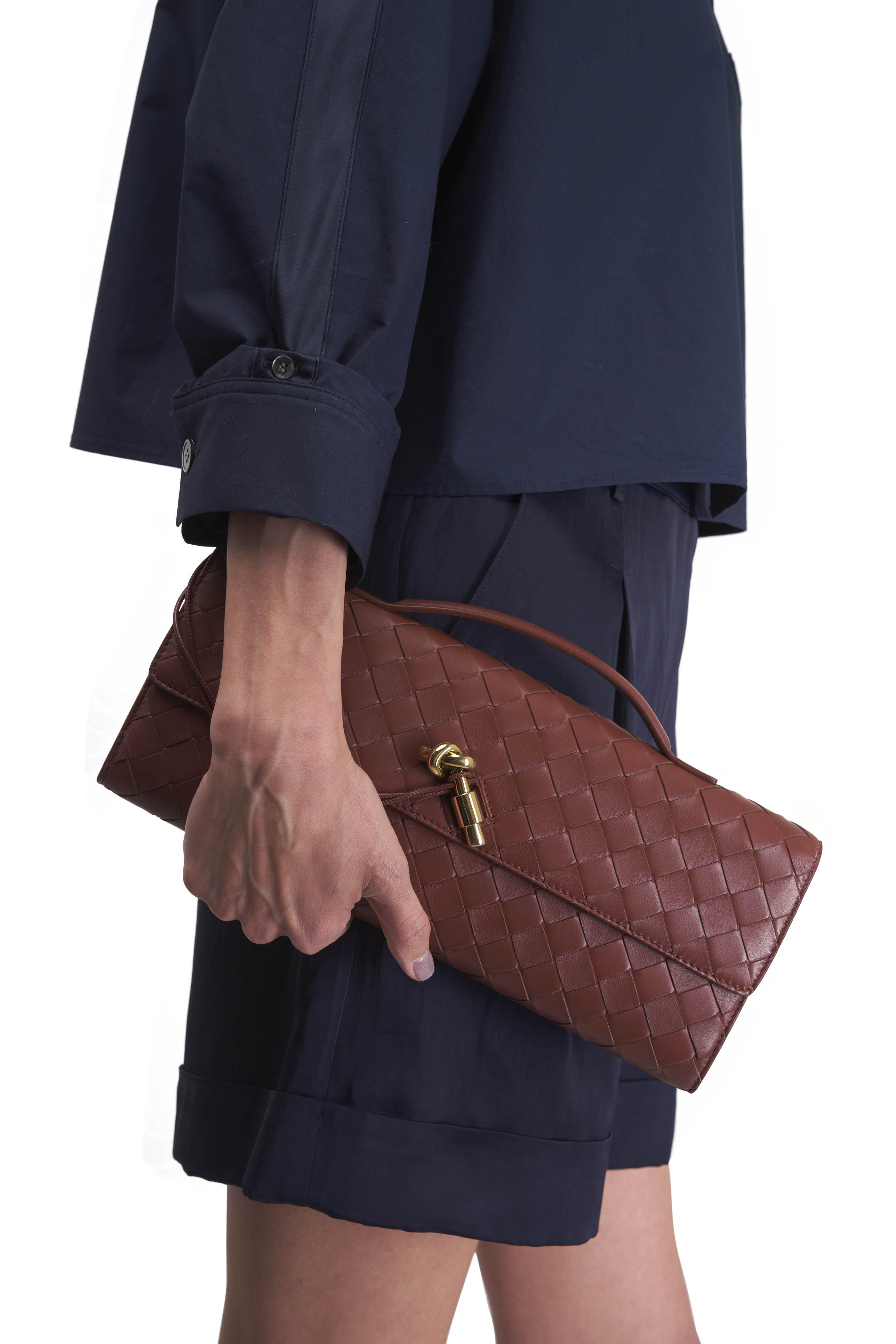 ショルダーバッグ・ポシェット BOTTEGA VENETA Andiamo leather clutch with Intrecciato motif Black Long Andiamo intrecciato leather clutch | BOTTEGA