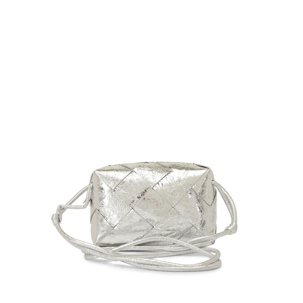 ★BOTTEGA VENETA★Cassette Camera レザークロスボディバッグ ☆BOTTEGA VENETA☆Cassette Camera レザークロスボディバッグ