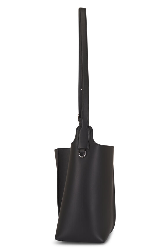 Loewe Medium Bilbao Black Leather Bucket Bag - view 4