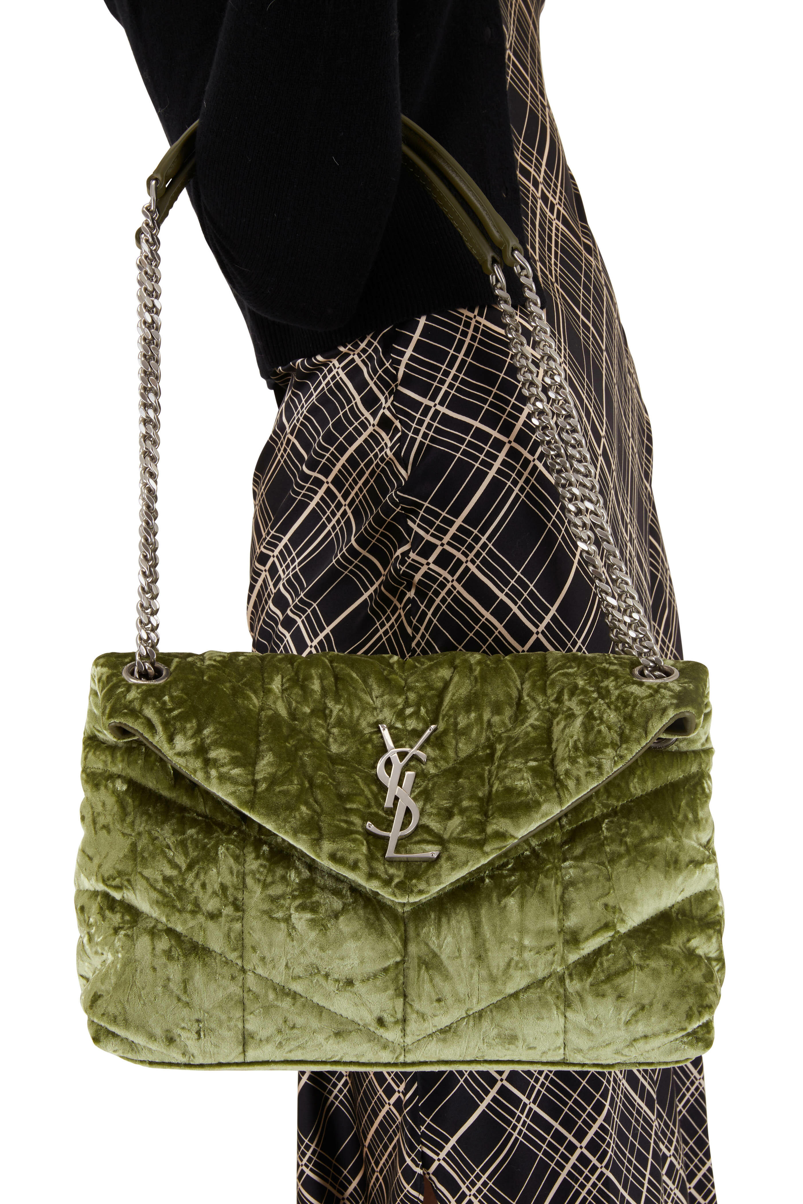 Loulou Small Velvet Shoulder Bag in Green - Saint Laurent