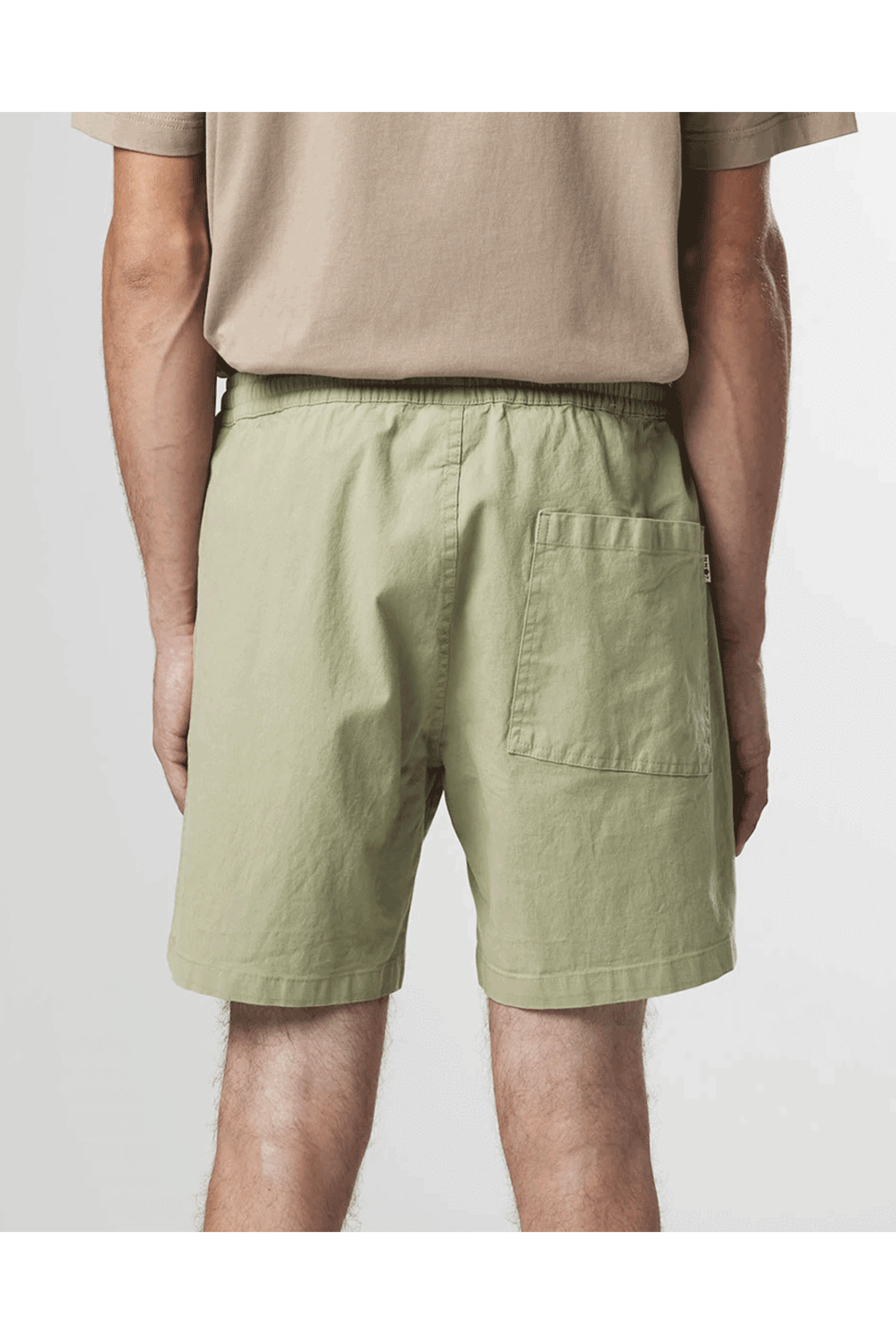 Nn07 - Pale Green Gregor Short