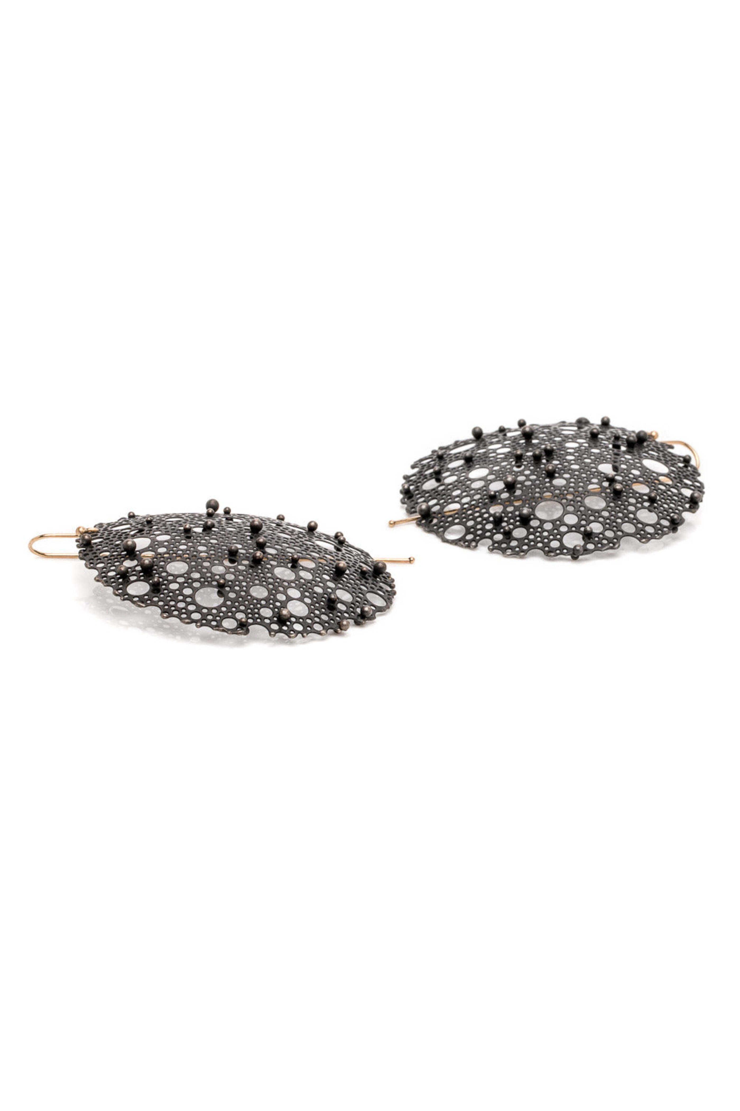 Ted Muehling - Oxidized Small Queen Anne Lace Earrings