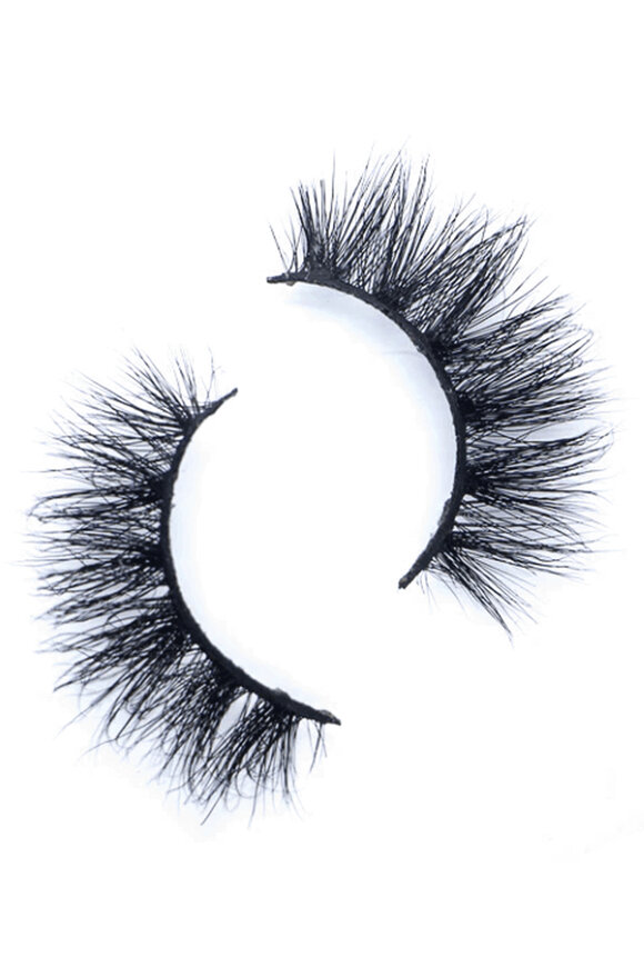 Daniela Bell Lashes Melissa Lashes