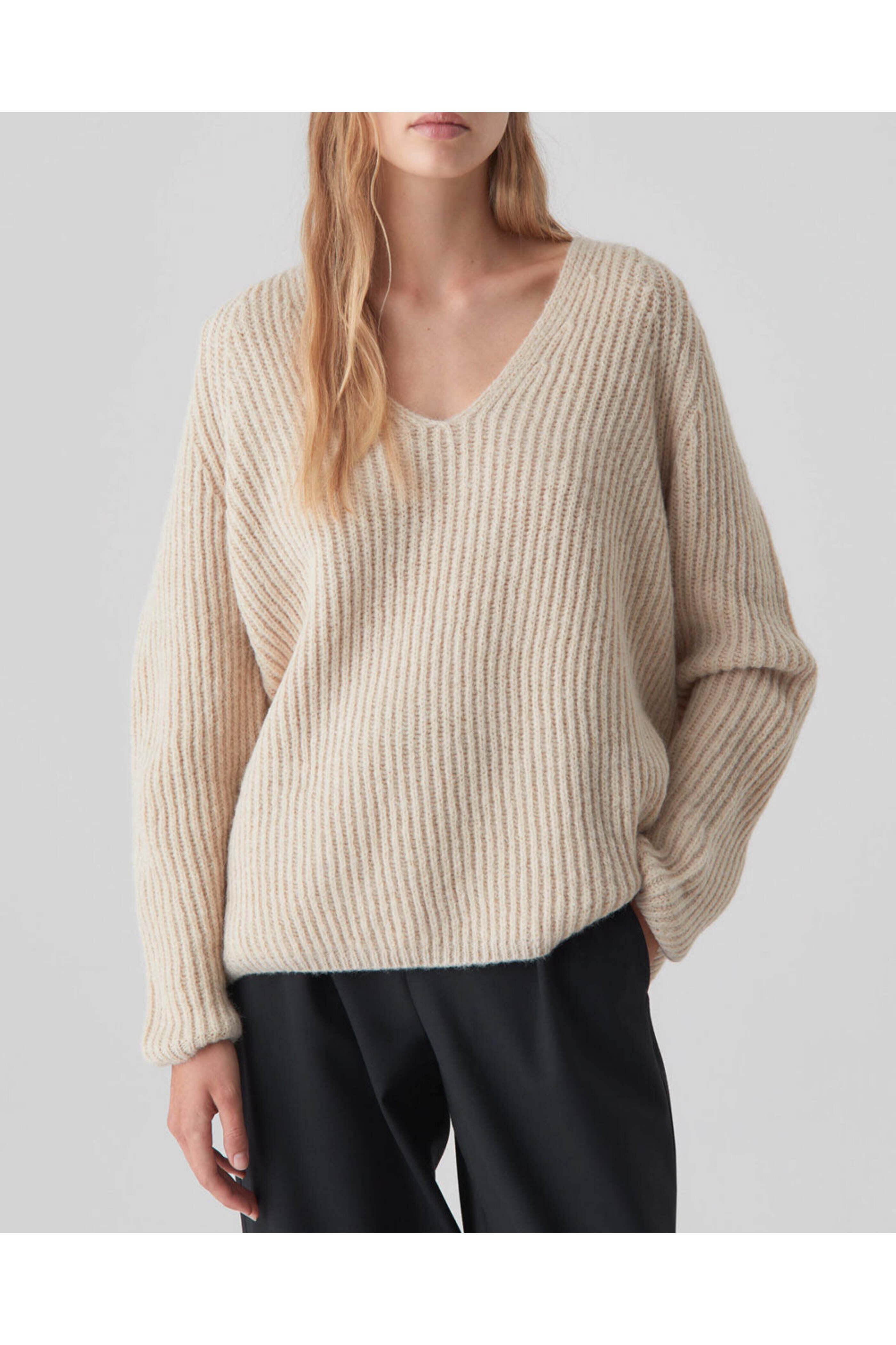 Closed - Nude Rib V Neck Sweater