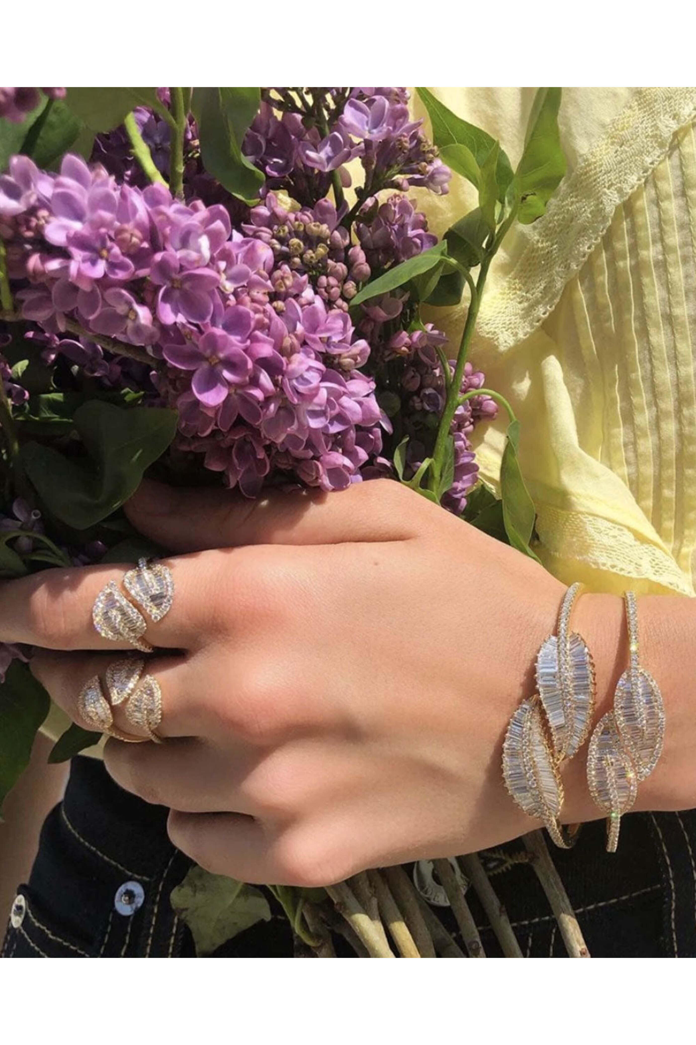 Anita Ko - Yellow Gold Medium Diamond Leaf Wrap Ring