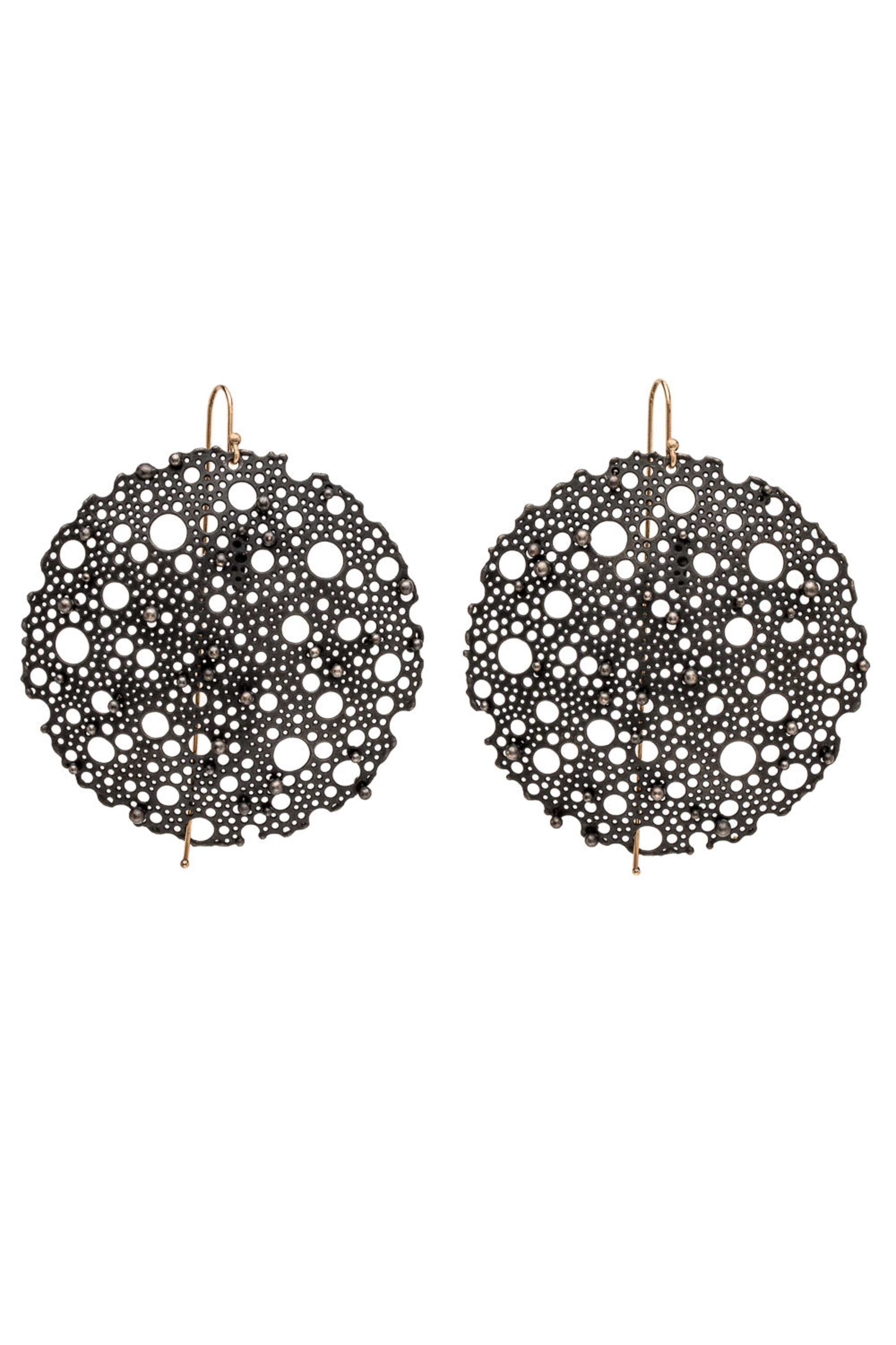 Ted Muehling - Oxidized Small Queen Anne Lace Earrings