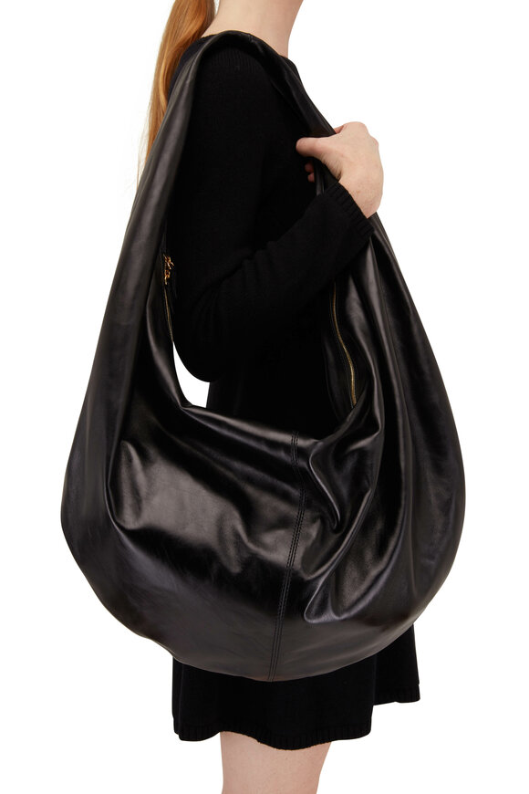 LARGE HOBO 28 TOTE IN BLACK CALFSKIN