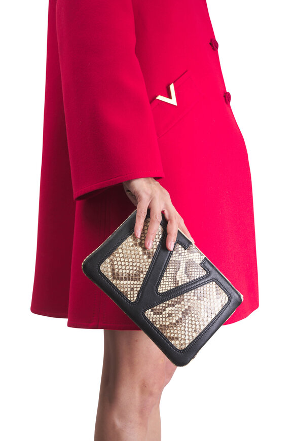 Valentino Garavani Medium Viva Superstar Pouch - view 3