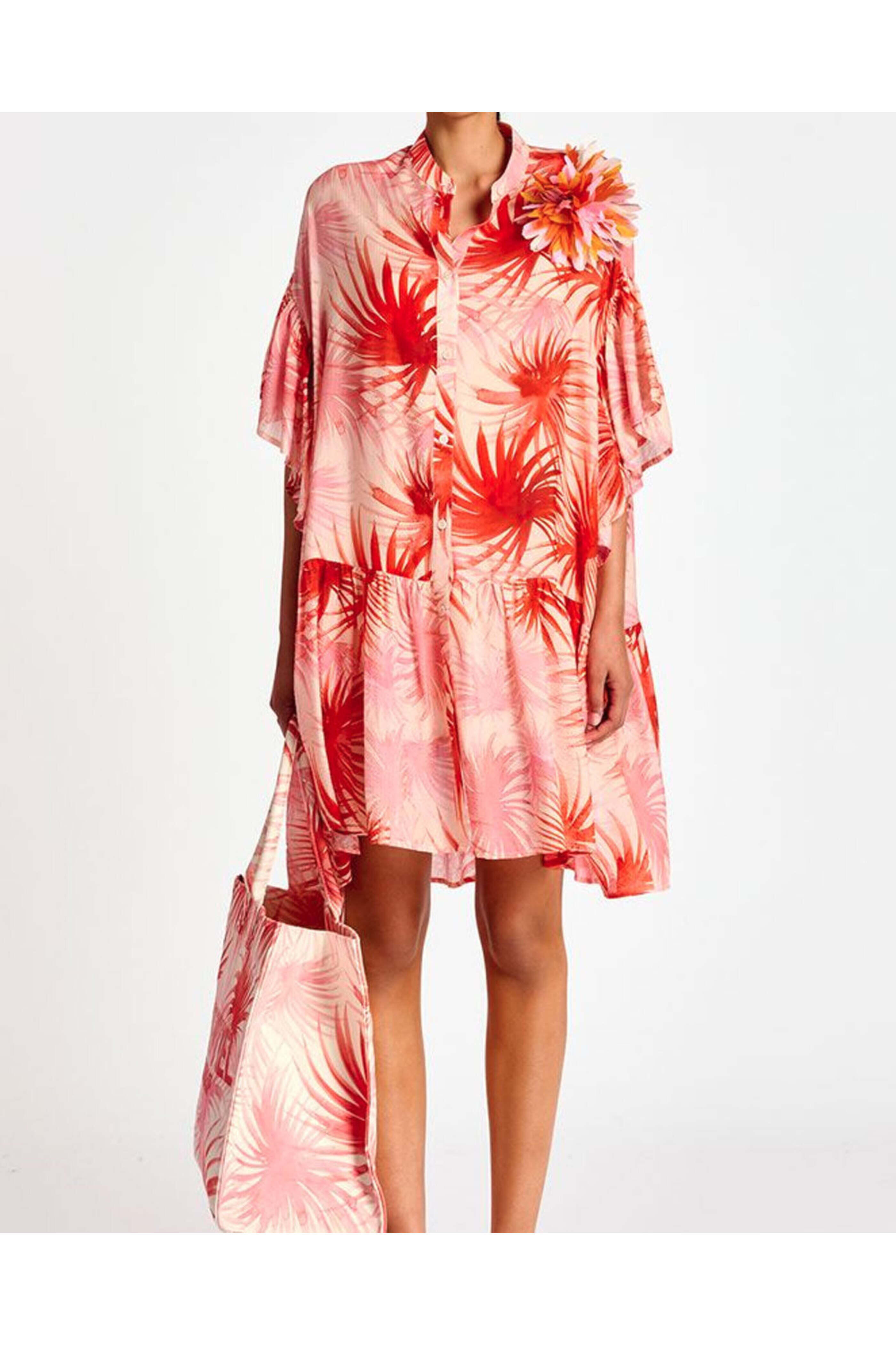 open lace back dress Abito Hibernate Rosso Essentiel Antwerp