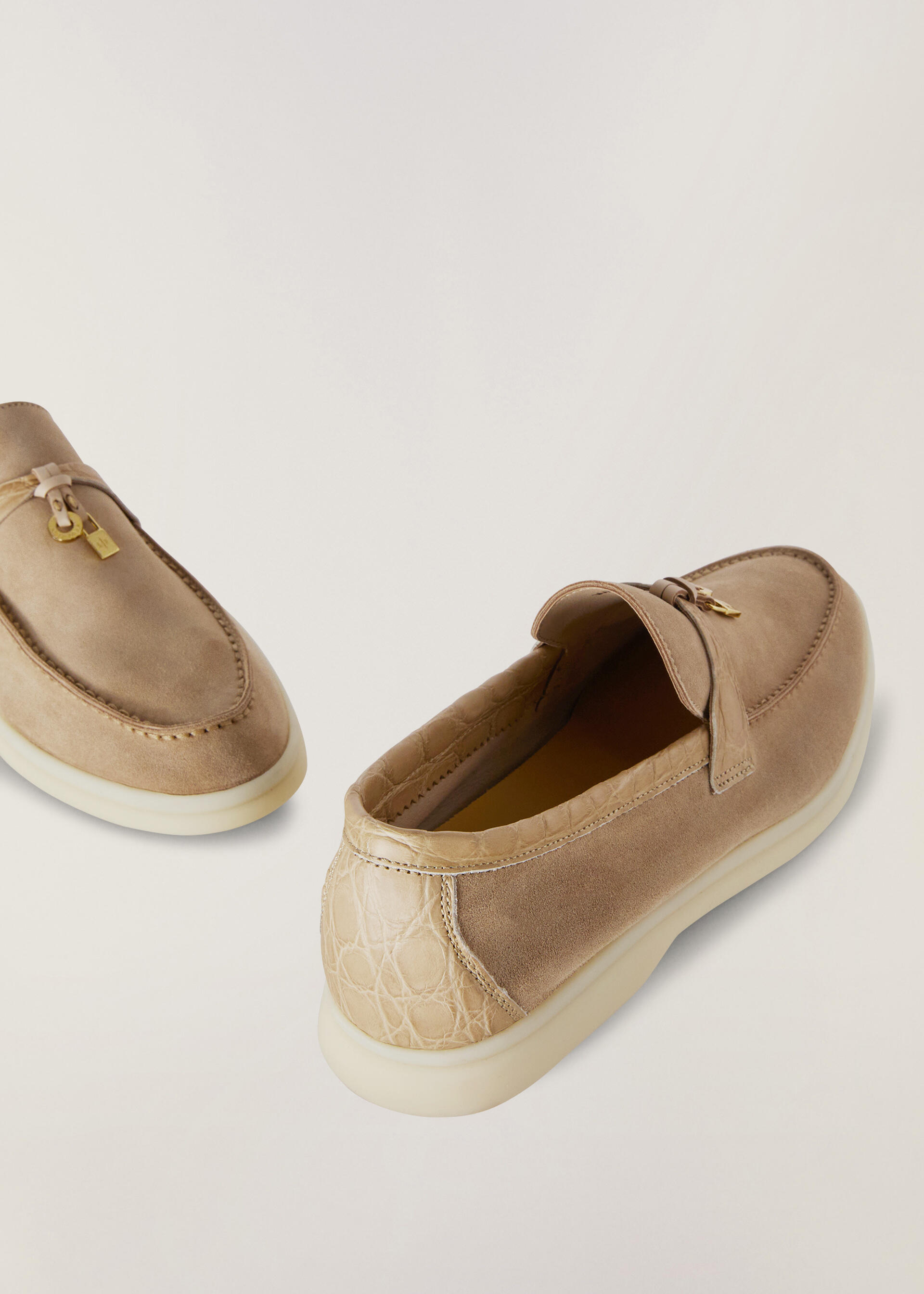 ロロピアーナ(Loro Piana)ロロピアーナ ワンピース 衣料品